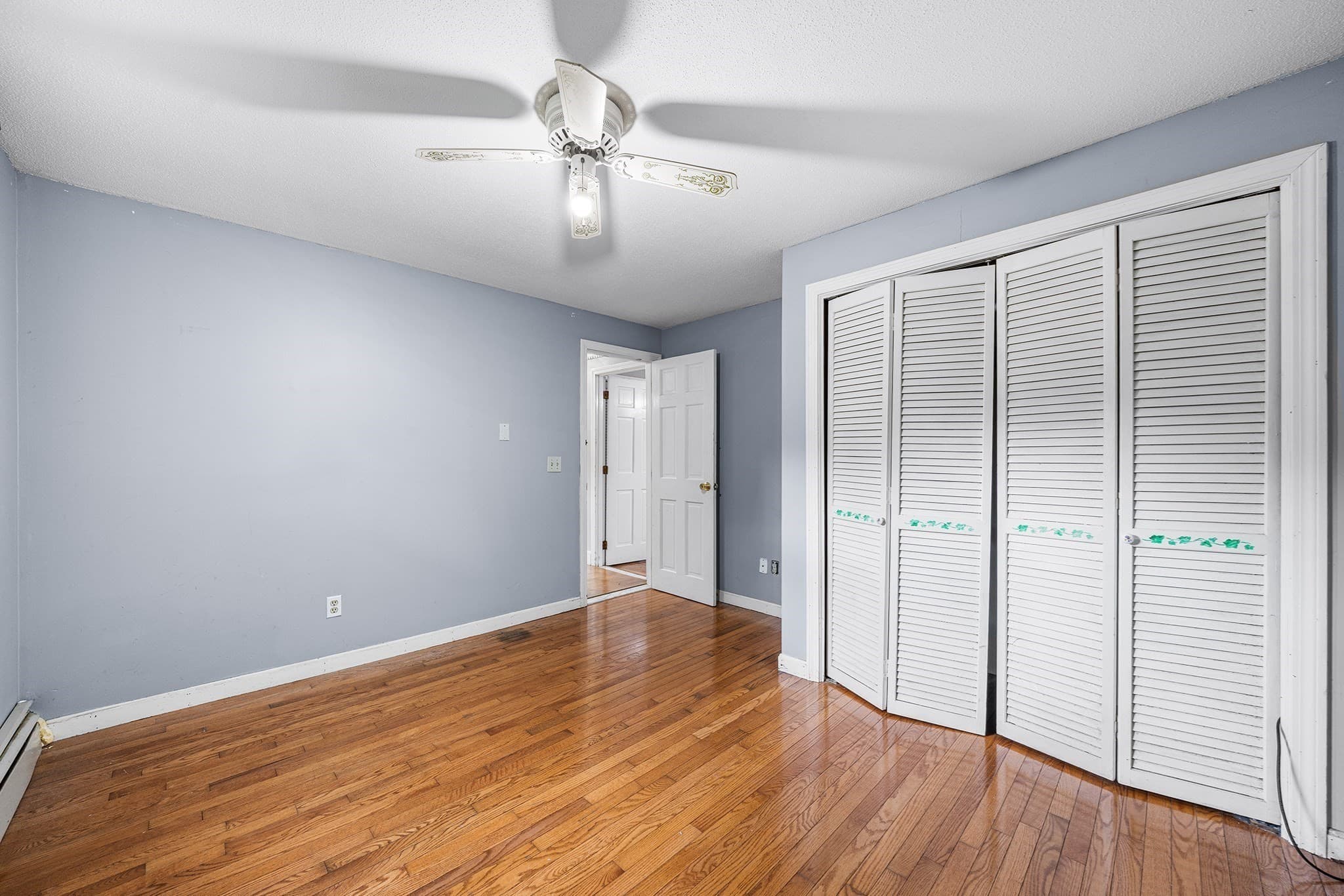 Single Family Residence at 9 E Harbor Cir, Falmouth MA 02536, Falmouth, photo 18 of 39