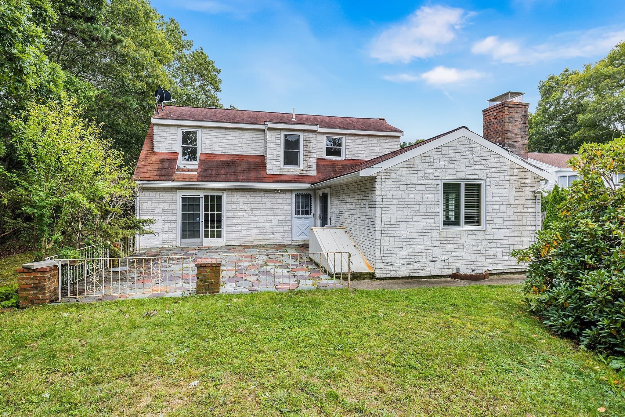 Single Family Residence at 9 E Harbor Cir, Falmouth MA 02536, Falmouth, photo 37 of 39