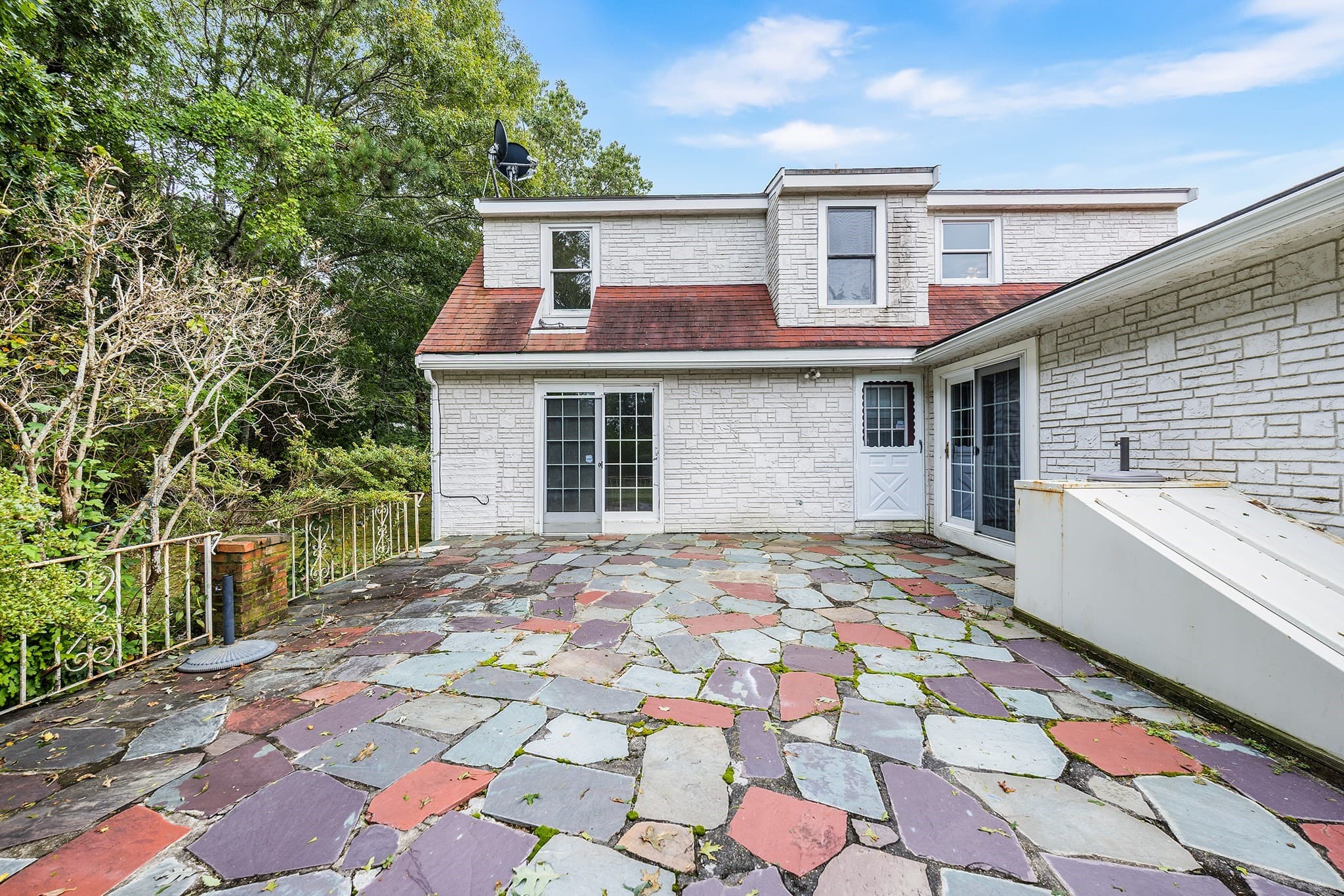 Single Family Residence at 9 E Harbor Cir, Falmouth MA 02536, Falmouth, photo 35 of 39