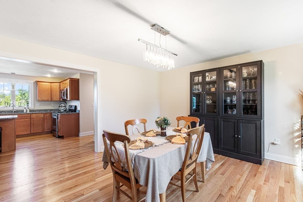 Single Family Residence at 18 Blue Grass Circle, Taunton MA 02780, Taunton, photo 15 of 41