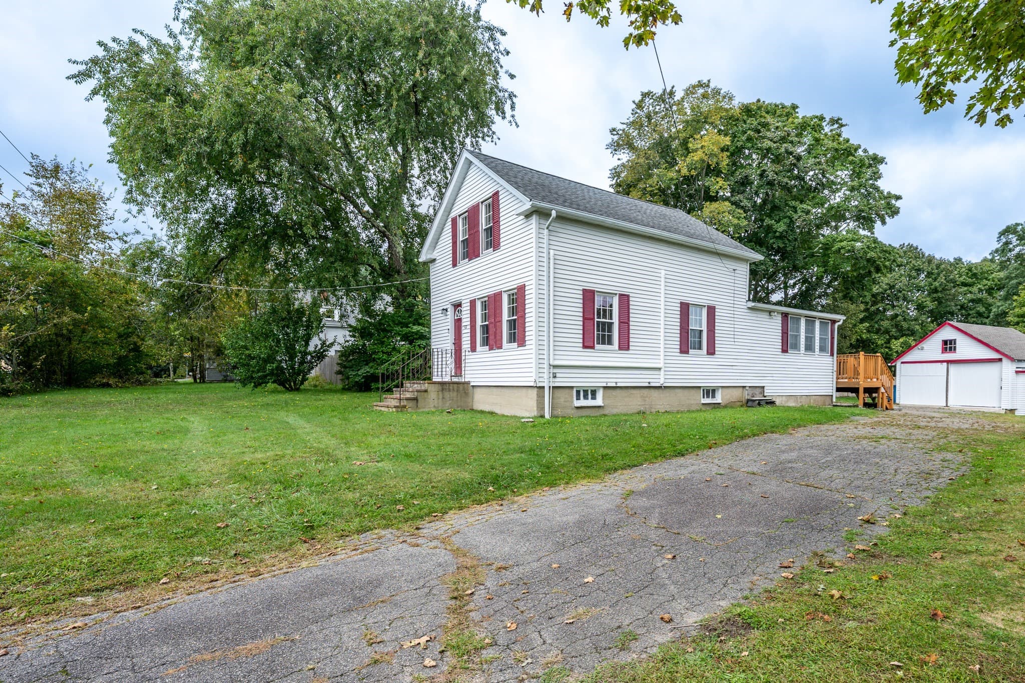 Single Family Residence at 562 Waquoit Hwy, Falmouth MA 02536, Falmouth, photo 3 of 42