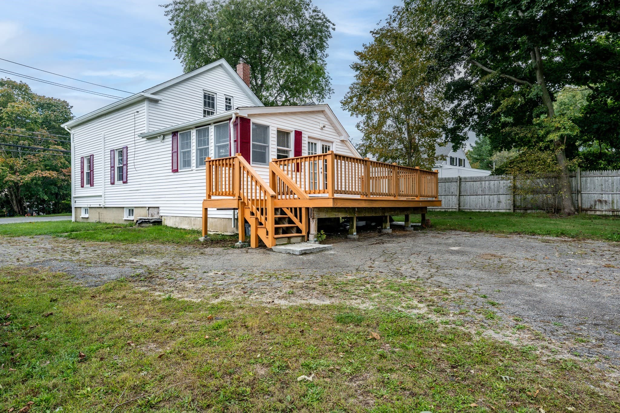 Single Family Residence at 562 Waquoit Hwy, Falmouth MA 02536, Falmouth, photo 5 of 42