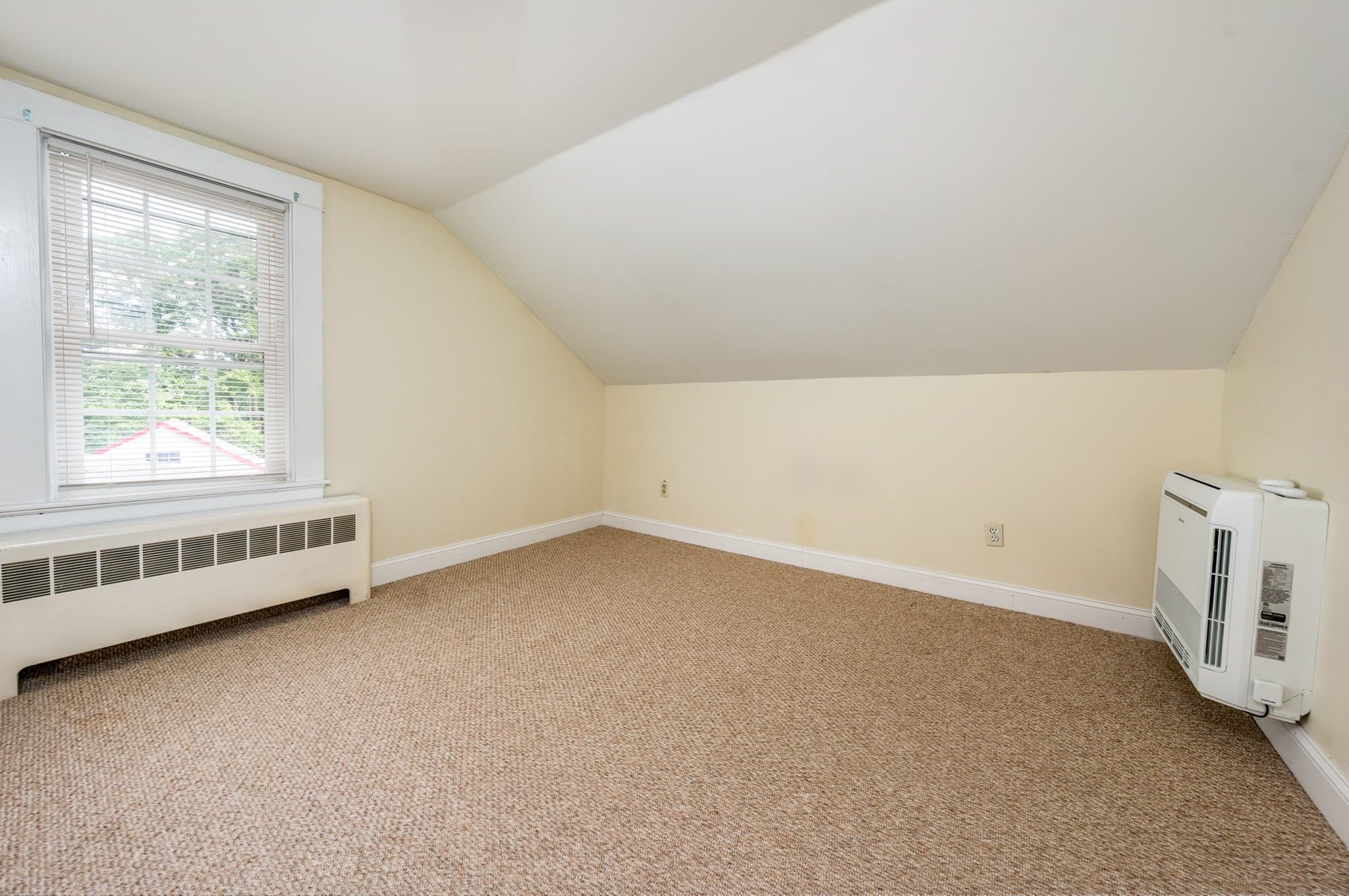Single Family Residence at 562 Waquoit Hwy, Falmouth MA 02536, Falmouth, photo 31 of 42