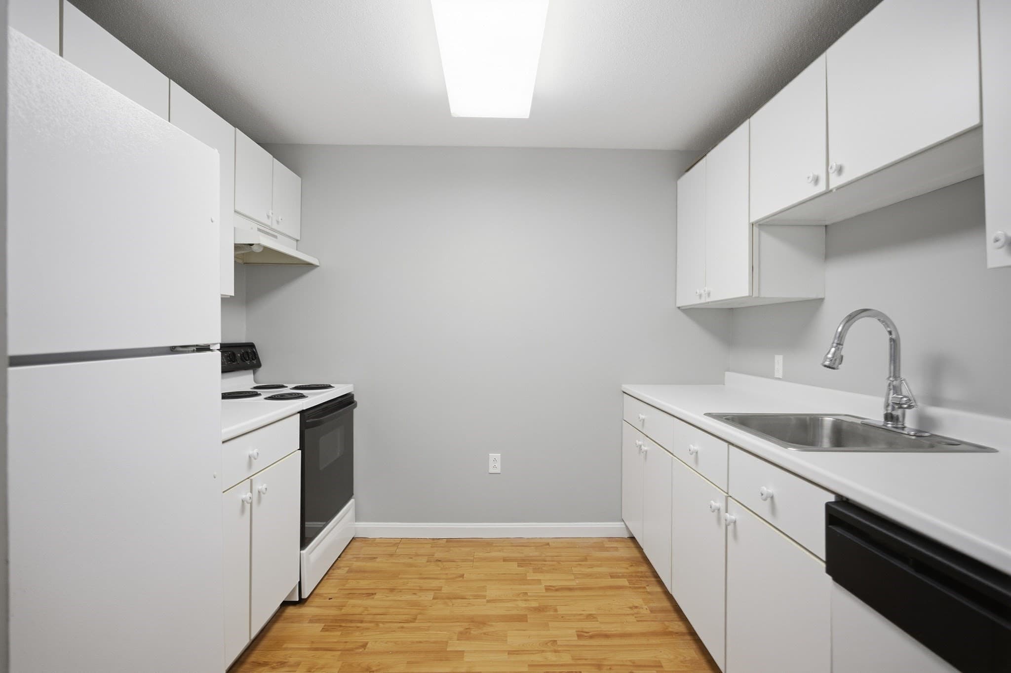 Condominium at 5 Marc Drive, Plymouth MA 02360, Plymouth, photo 7 of 24
