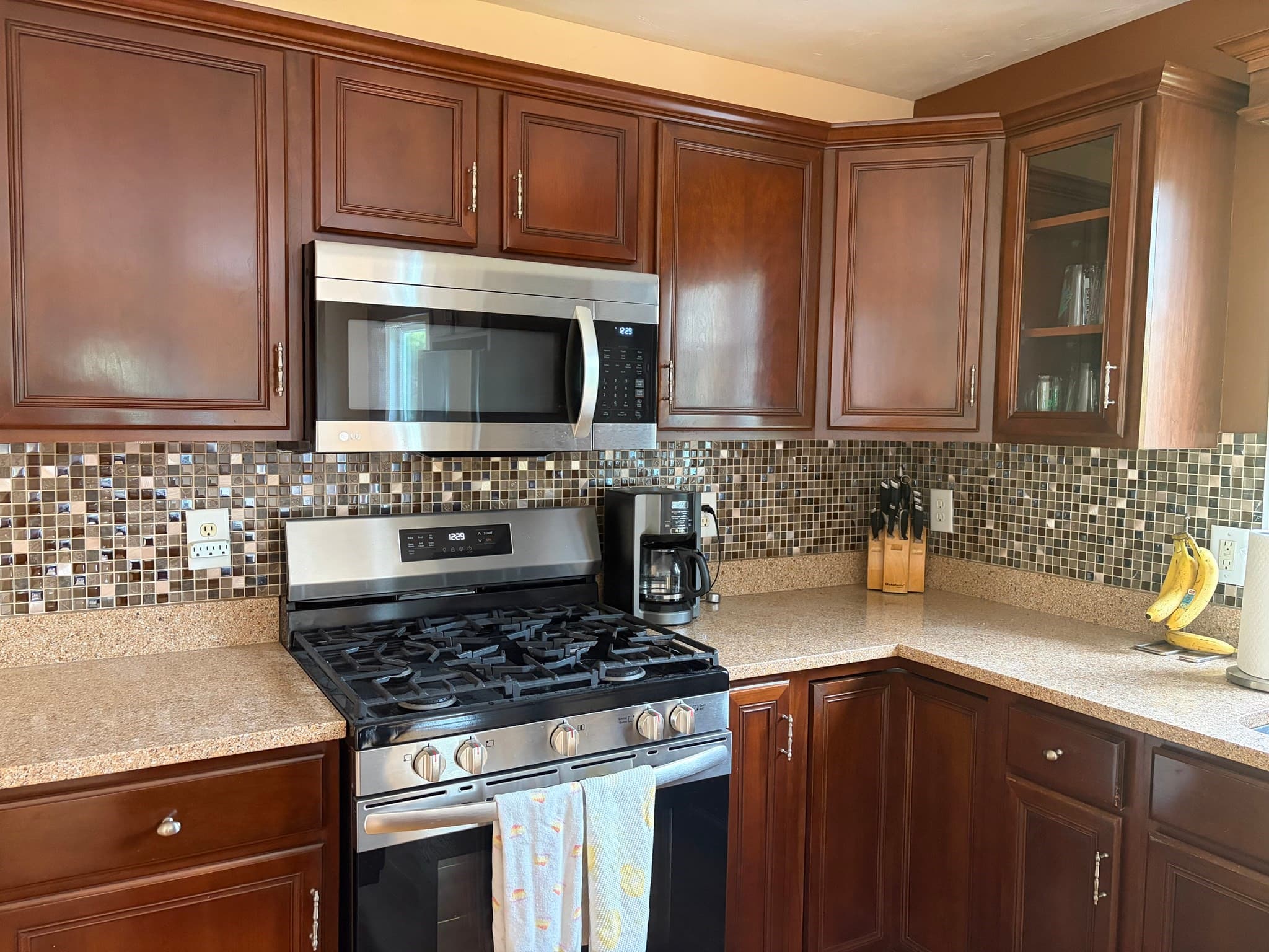 Single Family Residence at 12 Longview Dr, Kingston MA 02364, Kingston, photo 8 of 42