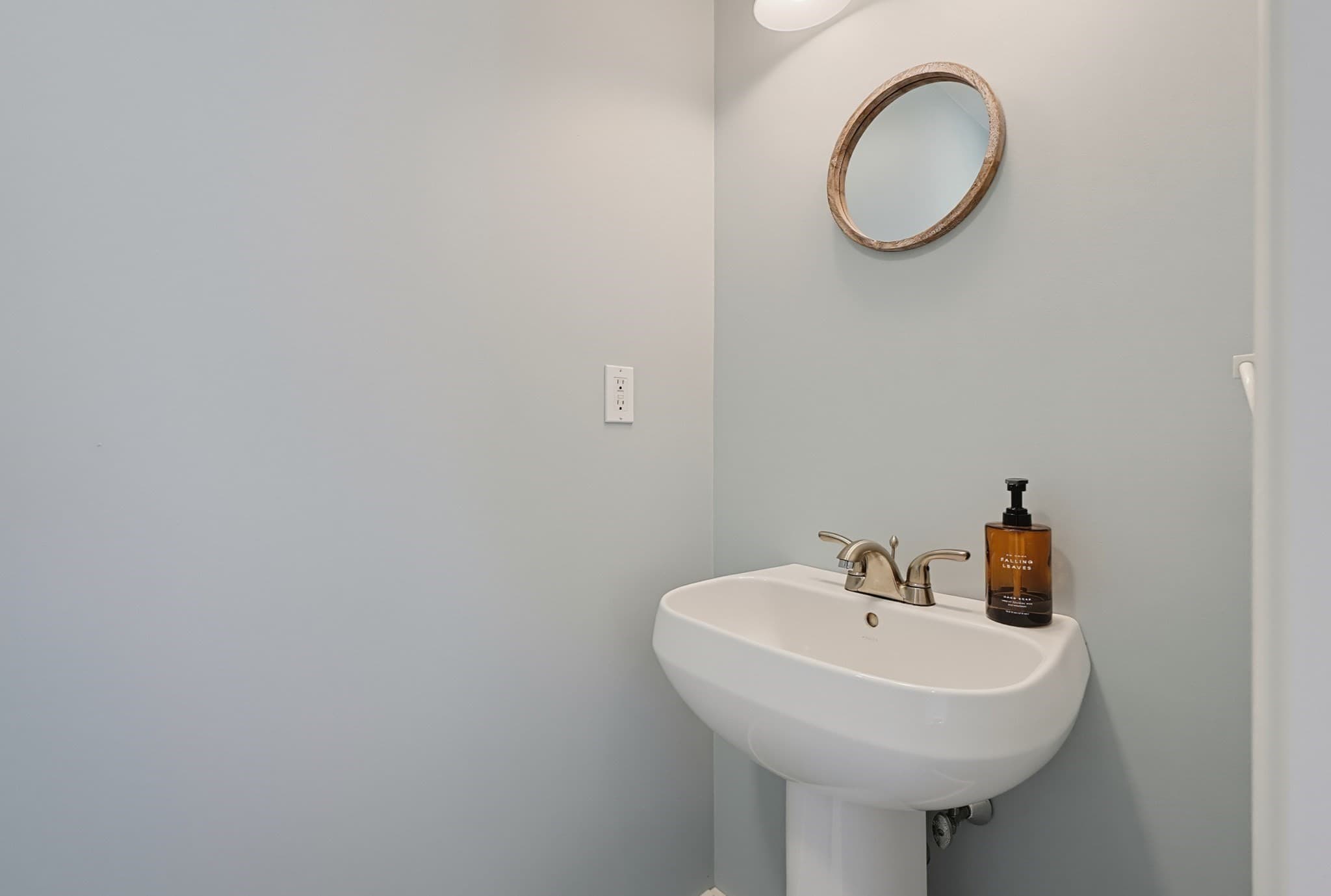Single Family Residence at 124 Haywood Drive, East Brookfield MA 01515, East Brookfield, photo 20 of 27