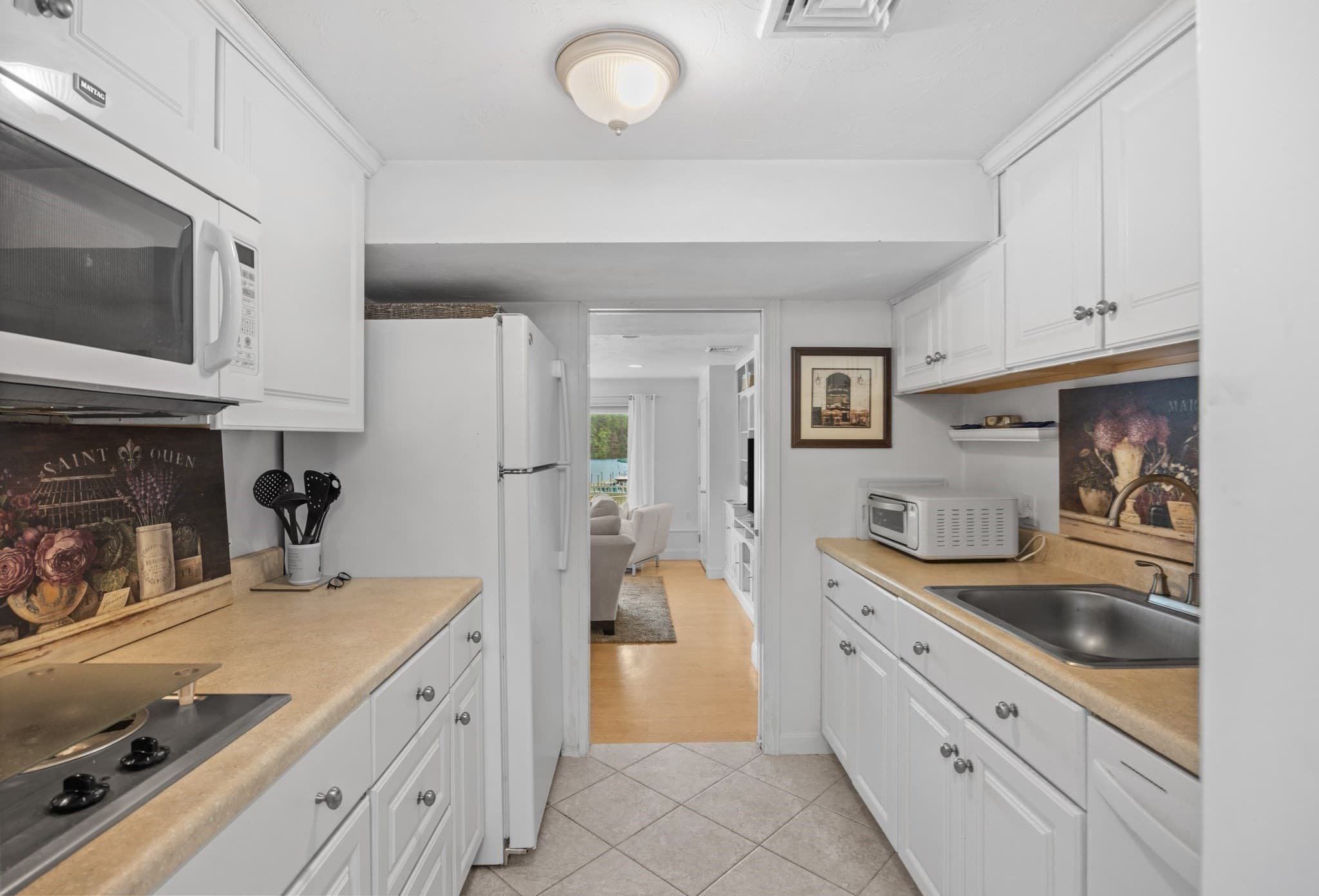 Single Family Residence at 197 Roxy Cahoon Rd, Plymouth MA 02360, Plymouth, photo 32 of 42