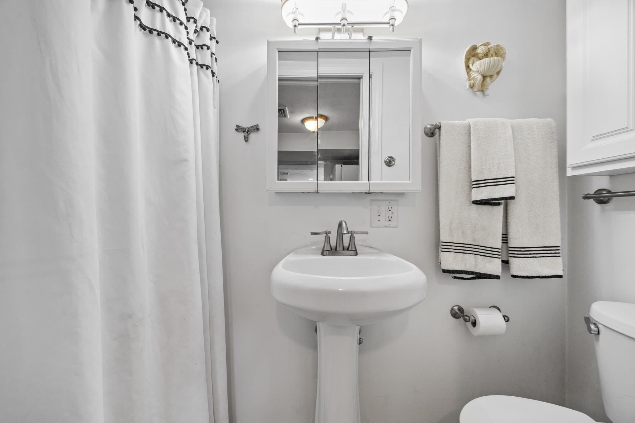 Single Family Residence at 197 Roxy Cahoon Rd, Plymouth MA 02360, Plymouth, photo 30 of 42