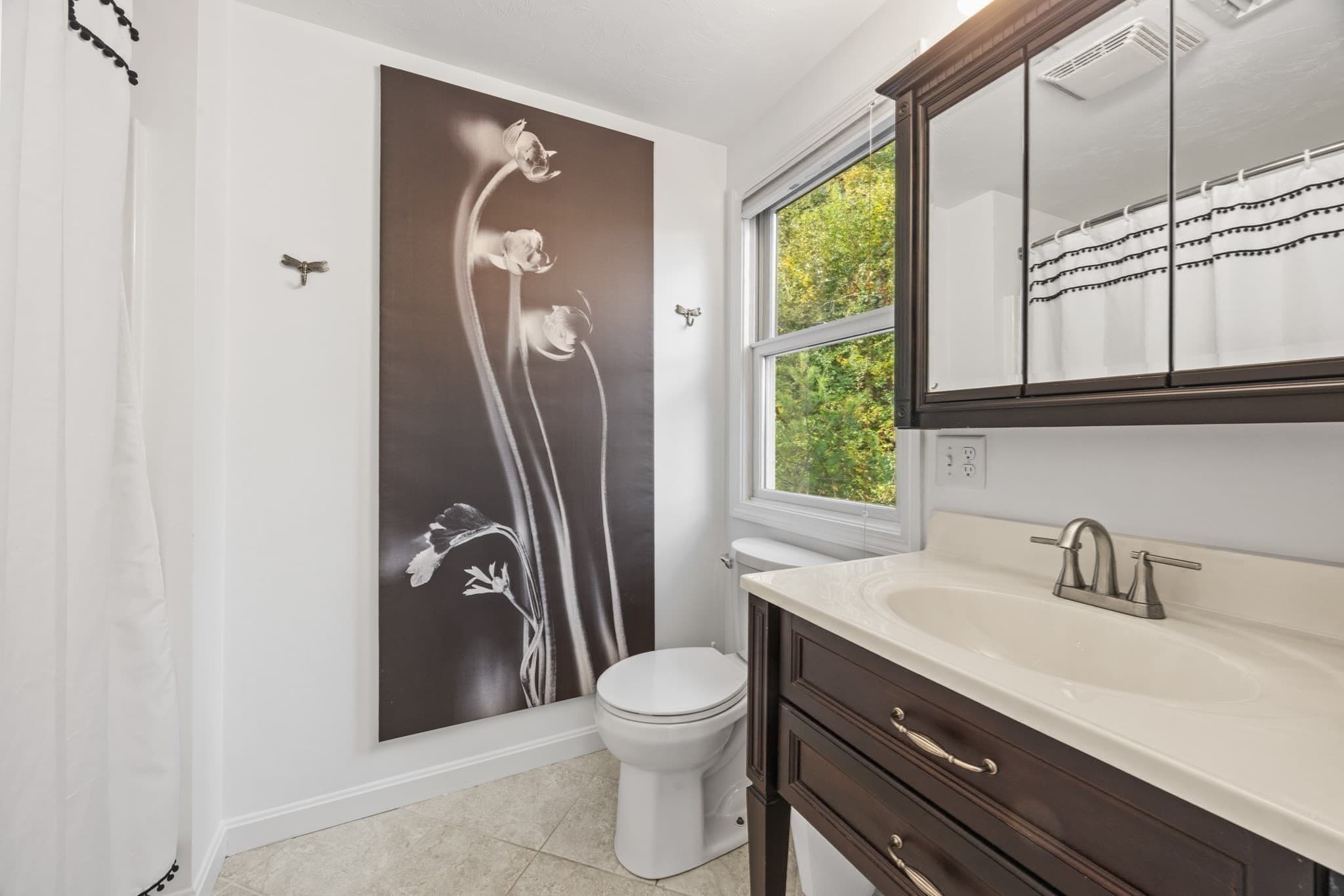 Single Family Residence at 197 Roxy Cahoon Rd, Plymouth MA 02360, Plymouth, photo 15 of 42