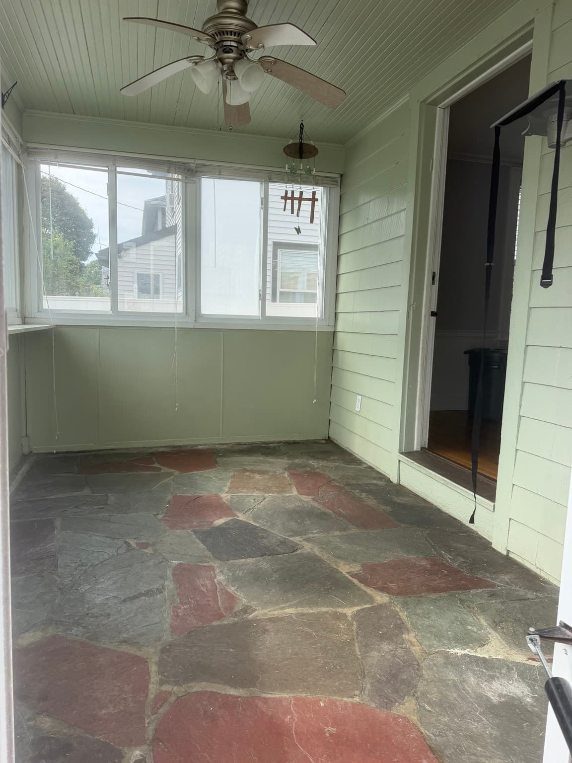 Single Family Residence at 412 Arnold St, New Bedford MA 02740, New Bedford, photo 38 of 42