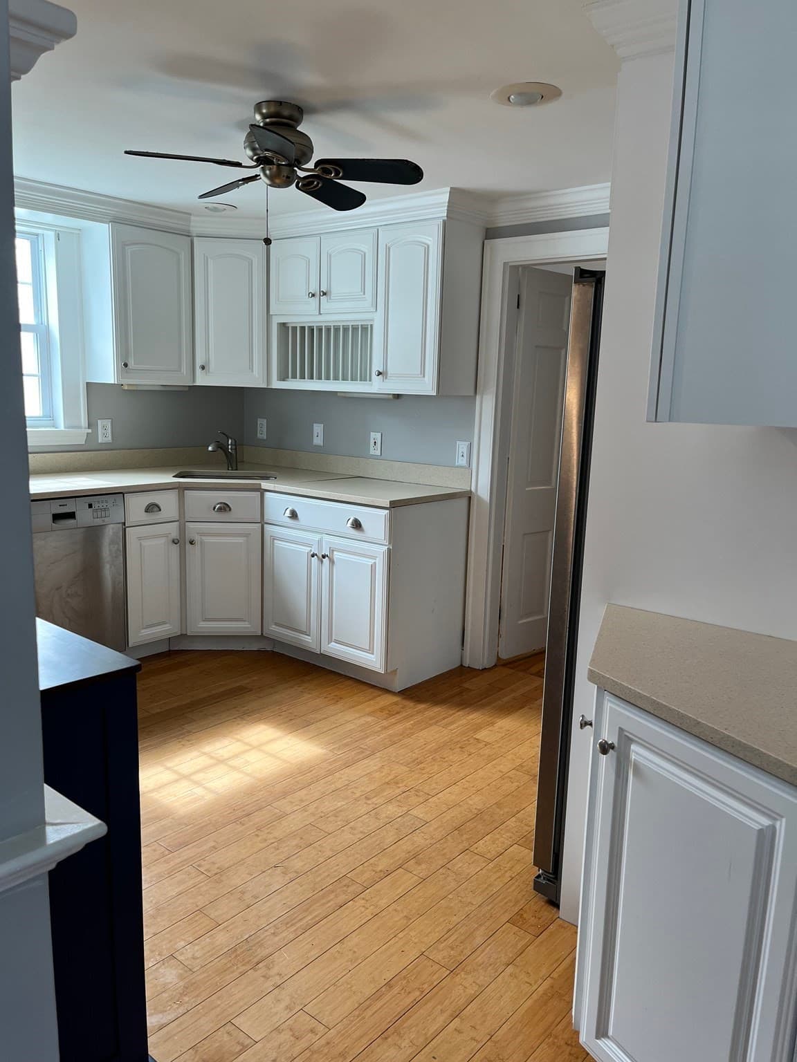 Single Family Residence at 412 Arnold St, New Bedford MA 02740, New Bedford, photo 14 of 42