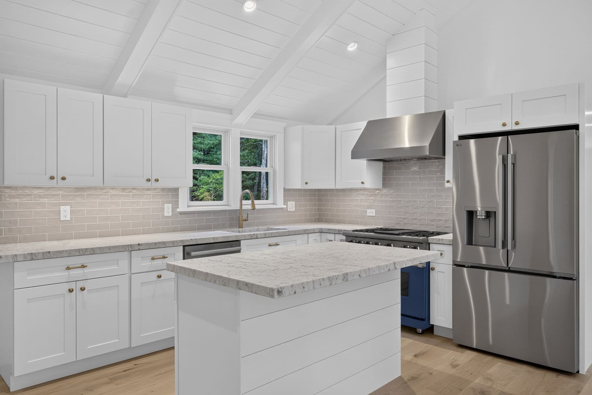 Single Family Residence at 31 Jasons Ln, Barnstable MA 02655, Barnstable, photo 11 of 29