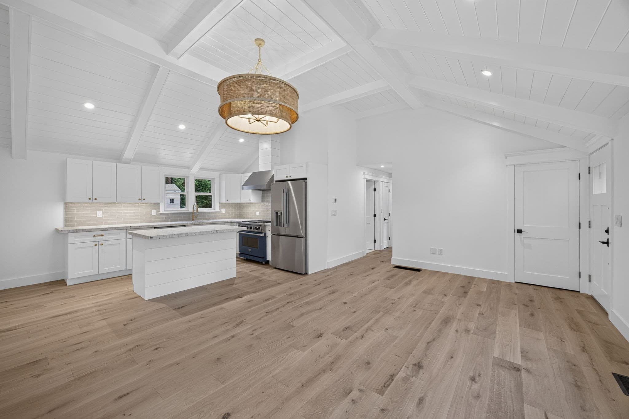 Single Family Residence at 31 Jasons Ln, Barnstable MA 02655, Barnstable, photo 8 of 29