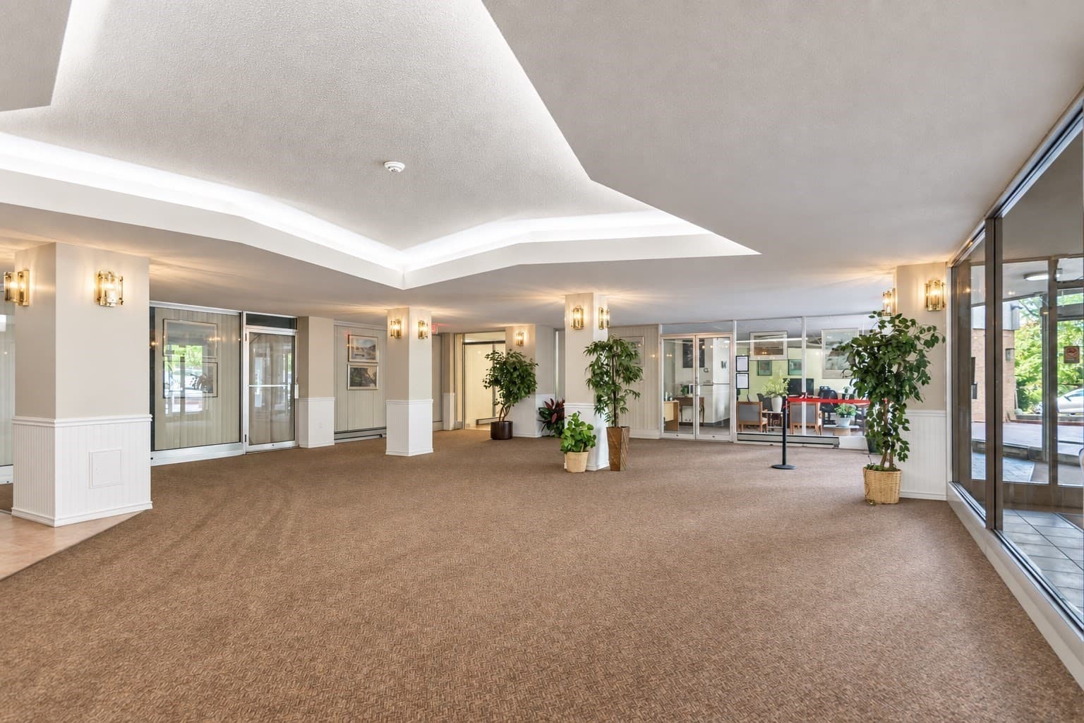 Condominium at 101 Mulberry St # 311, Springfield MA 01105, Springfield, photo 16 of 17
