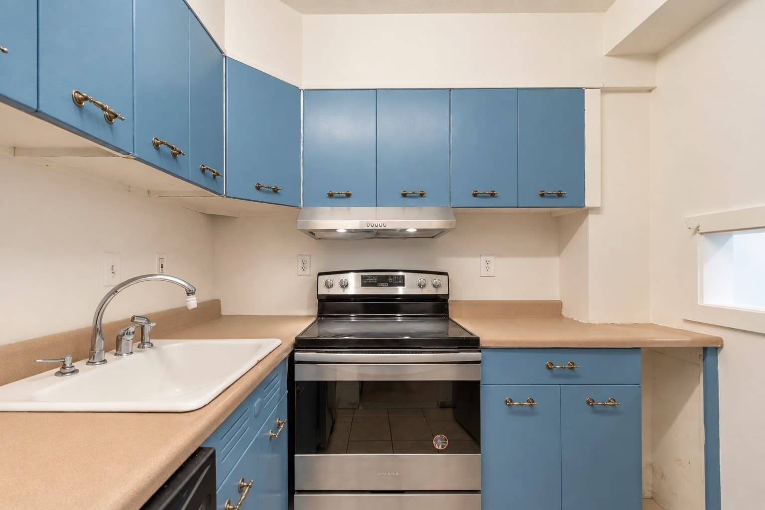 Condominium at 101 Mulberry St # 311, Springfield MA 01105, Springfield, photo 4 of 17