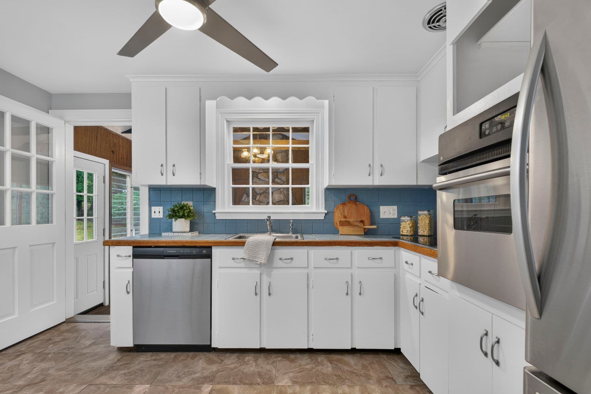 Single Family Residence at 25 Gray Ter, Bedford MA 01730, Bedford, photo 12 of 42