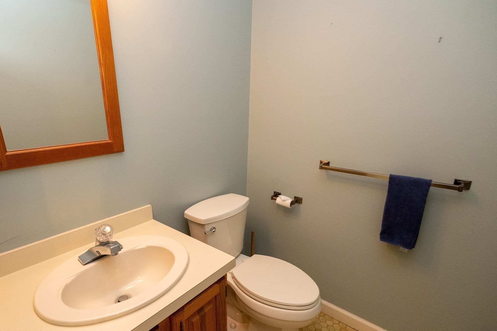Condominium at 78 Laurelwood Dr # 78, Hopedale MA 01747, Hopedale, photo 16 of 26