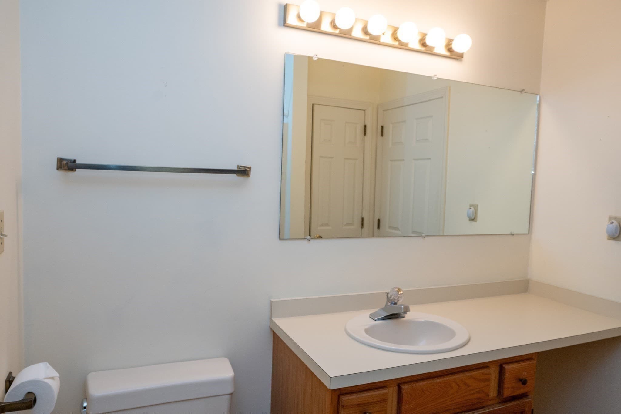 Condominium at 78 Laurelwood Dr # 78, Hopedale MA 01747, Hopedale, photo 11 of 26