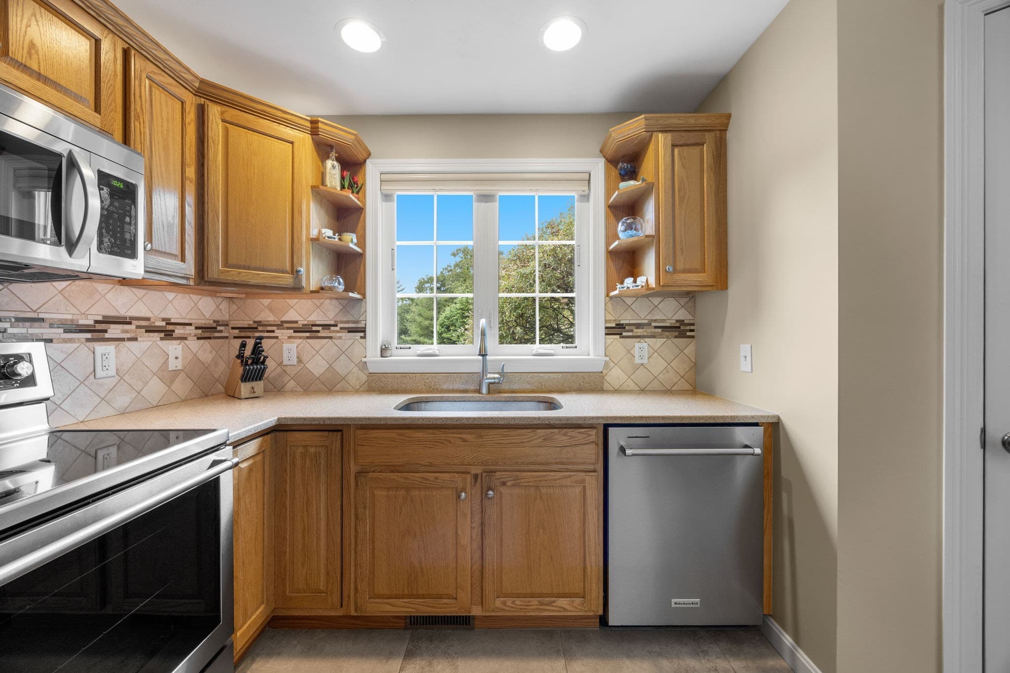 Single Family Residence at 22 Mirasol Dr, Bourne MA 02532, Bourne, photo 16 of 39