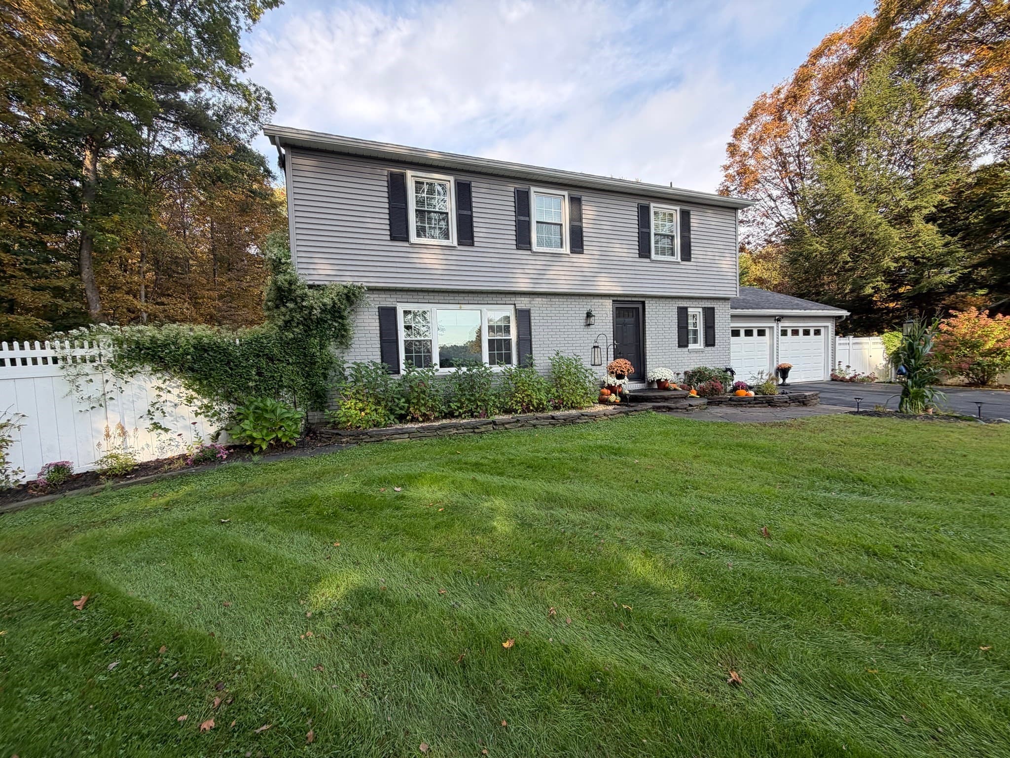 Single Family Residence at 50 Plum Tree Ln, Greenfield MA 01301, Greenfield, photo 2 of 30