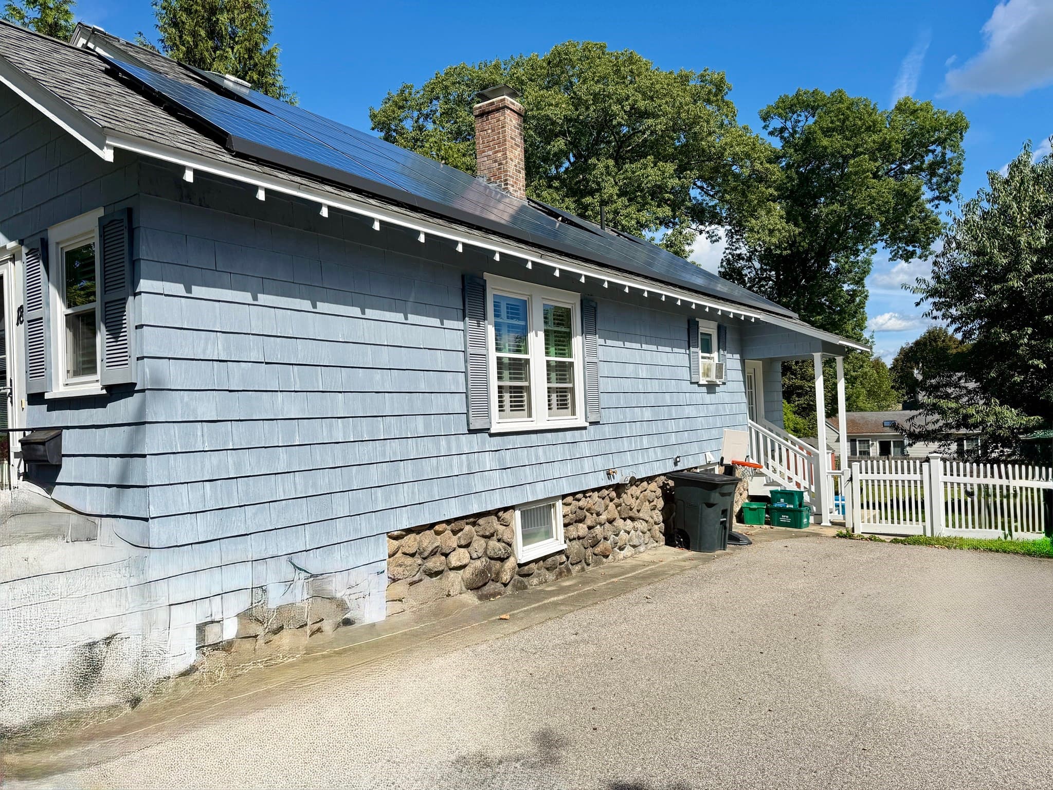 Single Family Residence at 18 Blue Bell Road, Worcester MA 01606, Worcester, photo 4 of 37