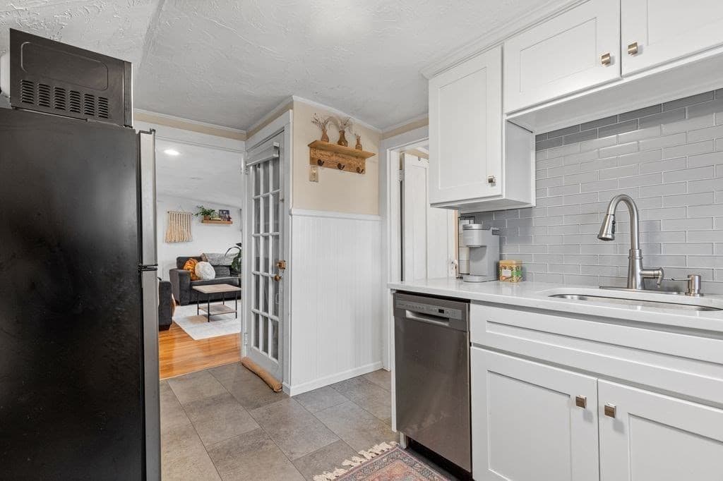 Condominium at 14 Washington St # 3, Plymouth MA 02360, Plymouth, photo 8 of 26