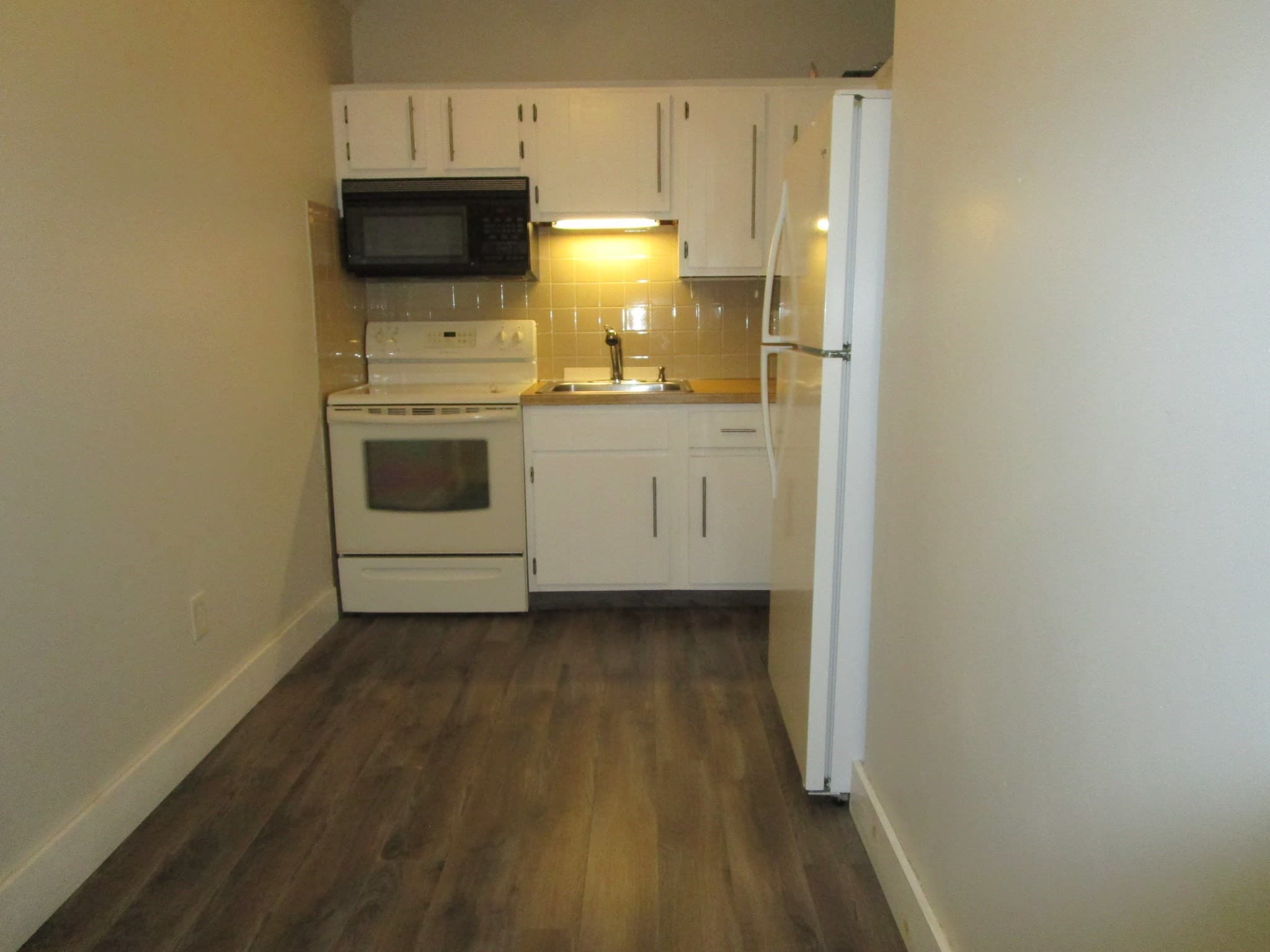 Condominium at 26 Chestnut Street # 16, Wakefield MA 01880, Wakefield, photo 6 of 19