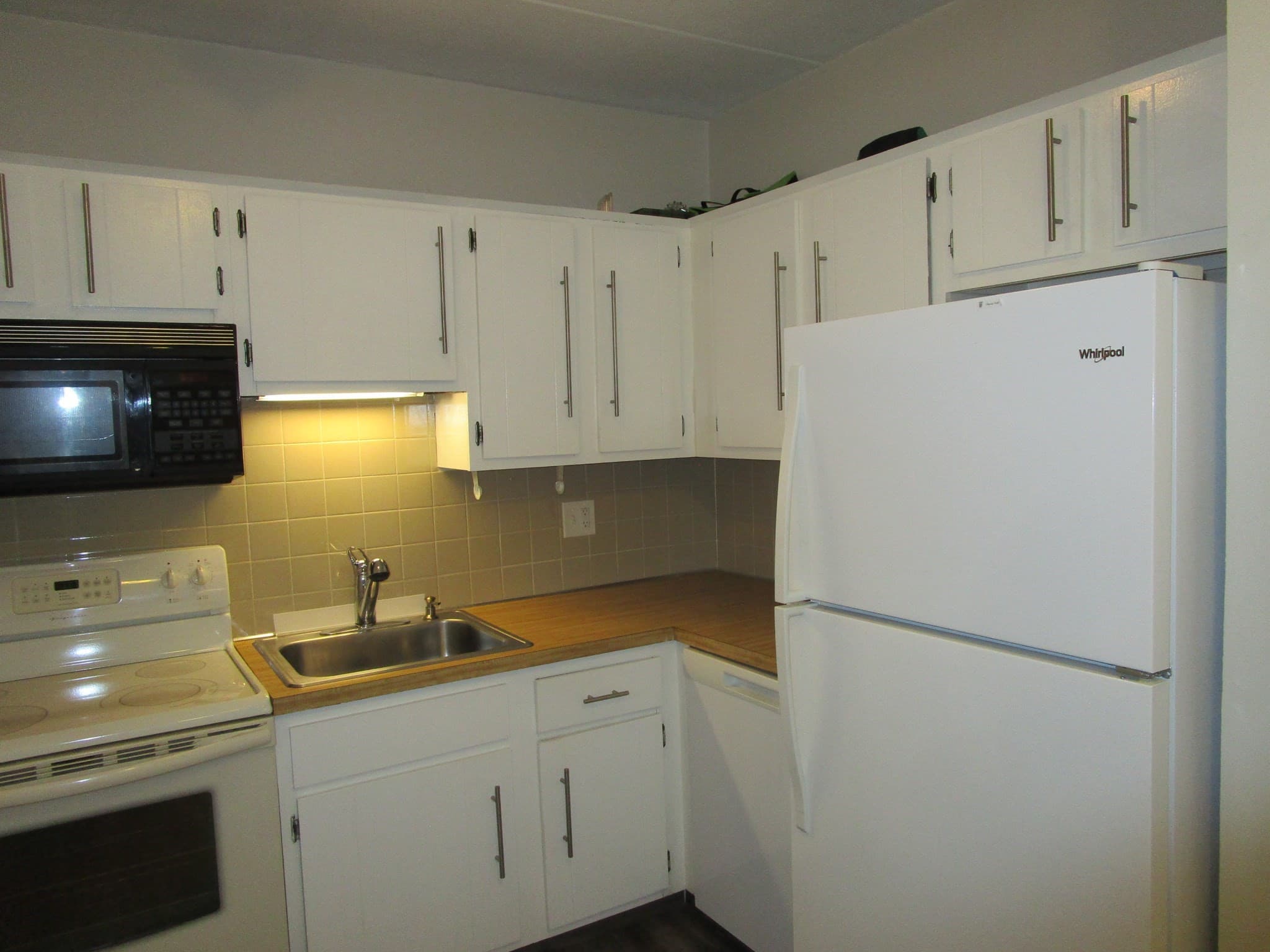 Condominium at 26 Chestnut Street # 16, Wakefield MA 01880, Wakefield, photo 7 of 19
