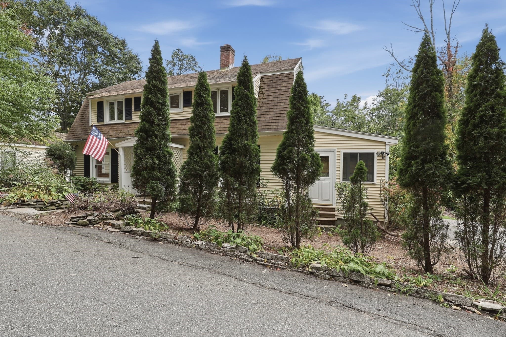 Single Family Residence at 166 Cross Road, Lunenburg MA 01462, Lunenburg, photo 2 of 33