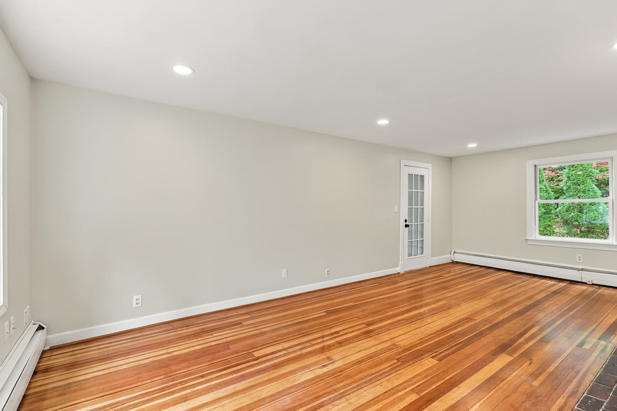 Single Family Residence at 166 Cross Road, Lunenburg MA 01462, Lunenburg, photo 6 of 33