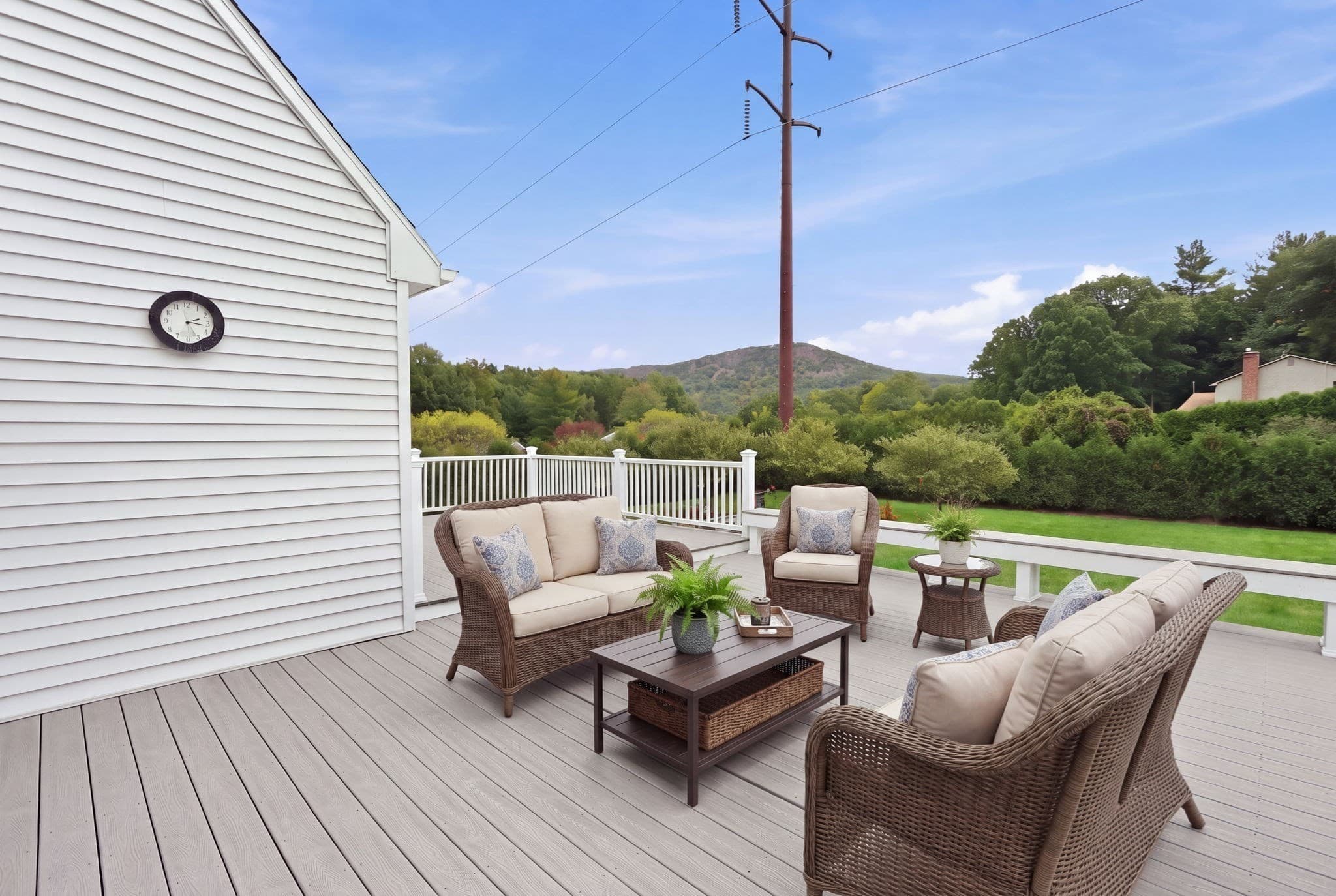 Single Family Residence at 16 Matthew Dr, Easthampton MA 01027, Easthampton, photo 6 of 37
