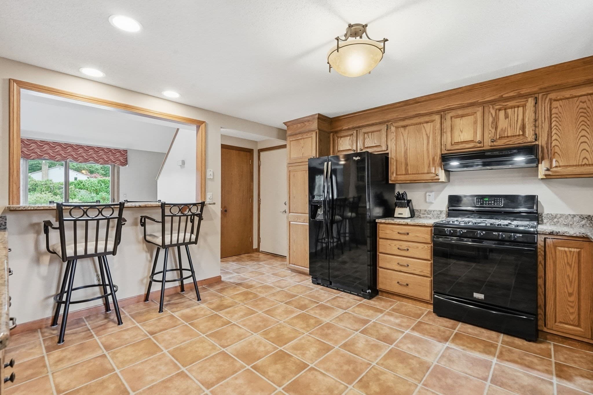 Single Family Residence at 16 Matthew Dr, Easthampton MA 01027, Easthampton, photo 10 of 37