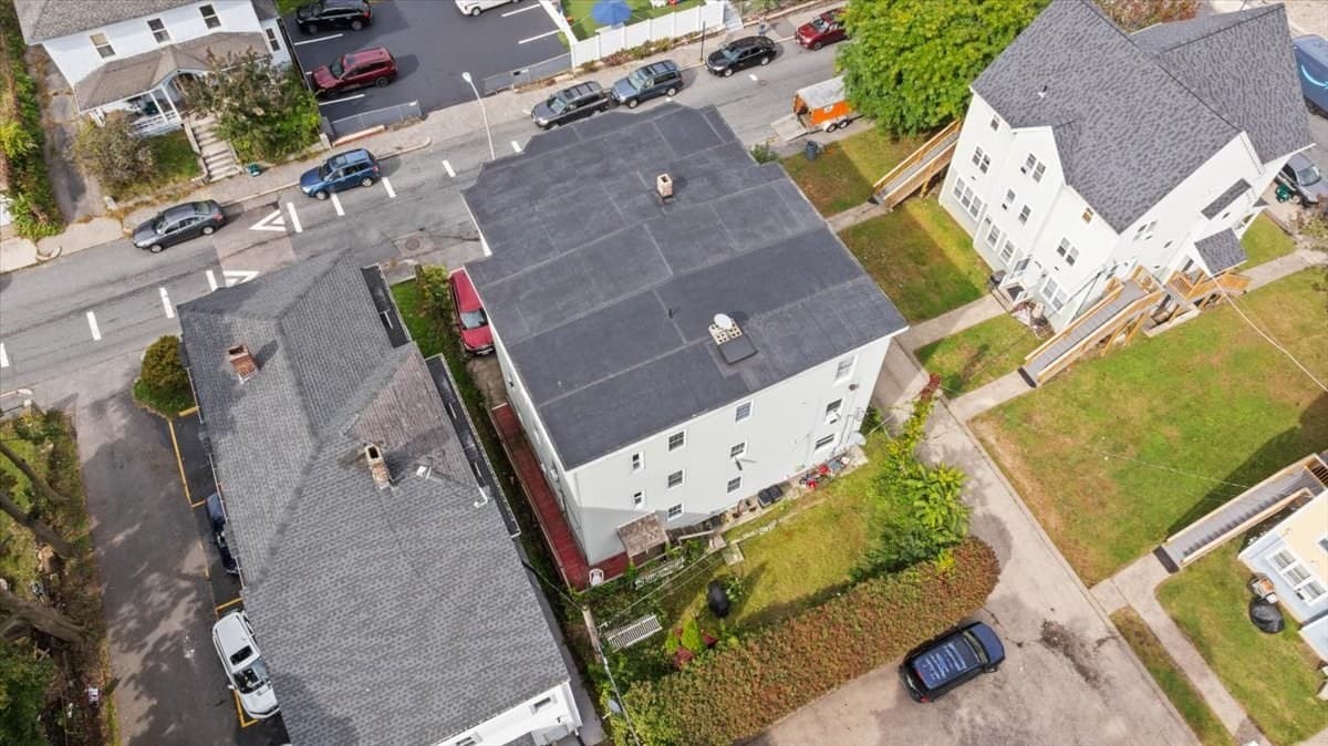 3 Family at 128 Beacon St, Worcester MA 01610, Worcester, photo 14 of 42