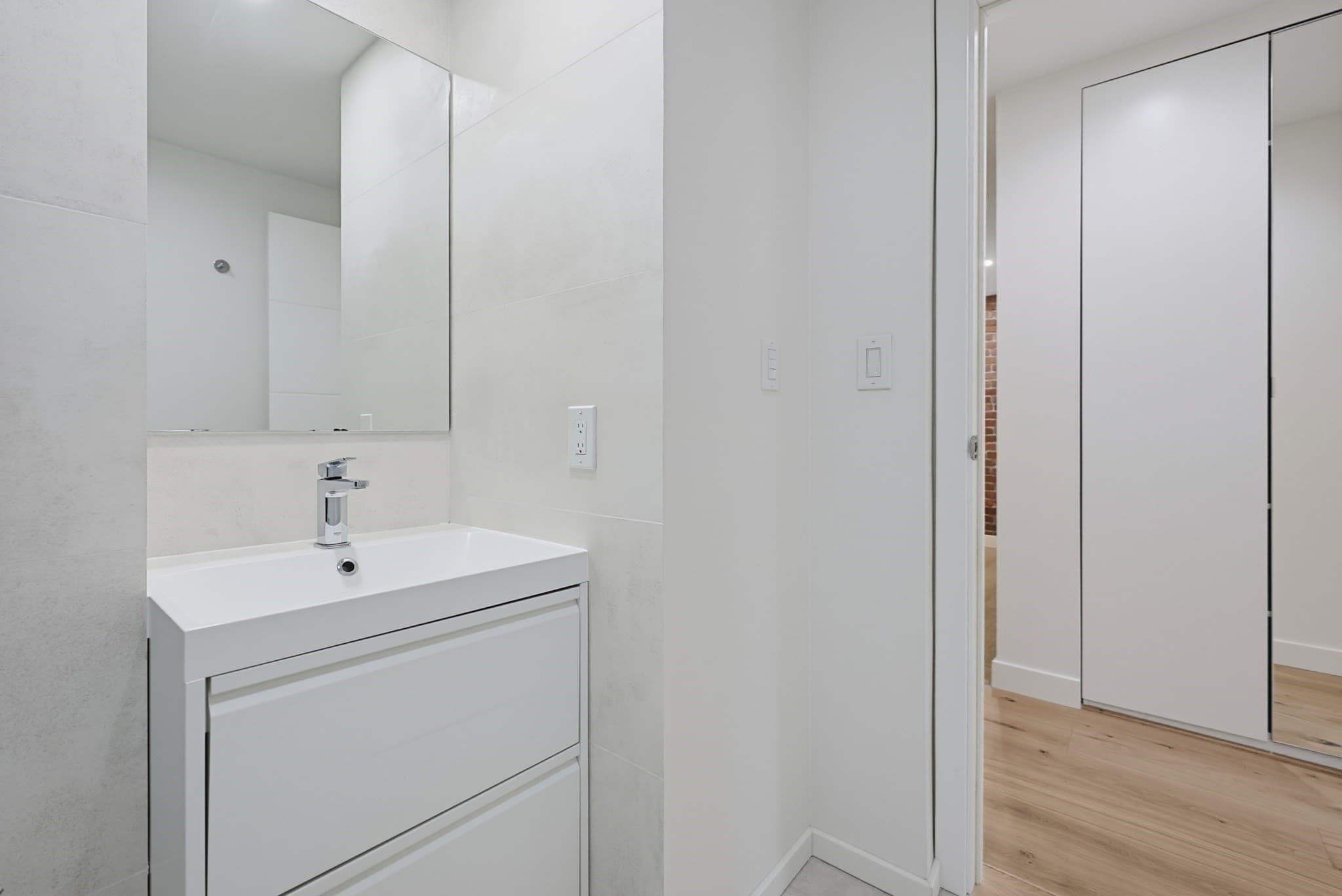 Condominium at 96 Gainsborough St # 301W, Boston MA 02115, Boston, photo 15 of 17