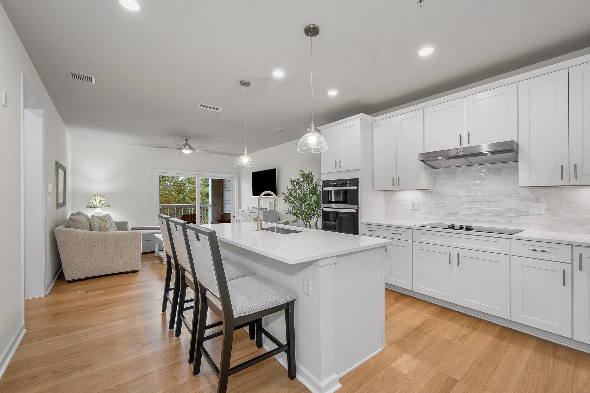 Condominium at 320 Martins Landing # 209, North Reading MA 01864, North Reading, photo 9 of 42
