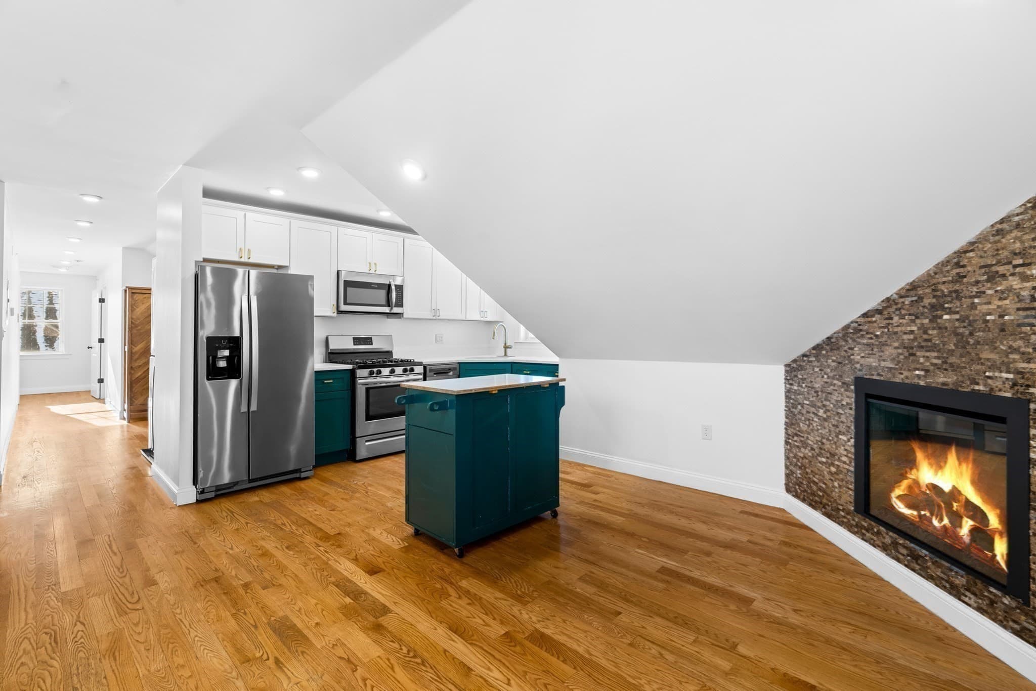 1-3 Howard Pl # B, Boston MA 02125