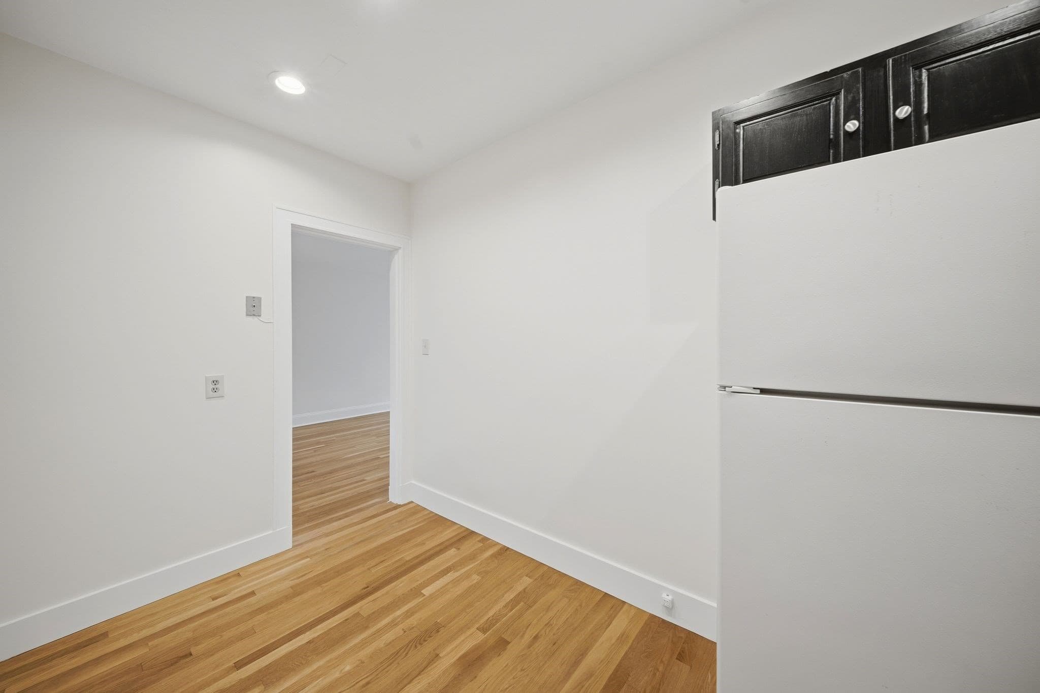 Condominium at 520 High St # 13B, Medford MA 02155, Medford, photo 19 of 28