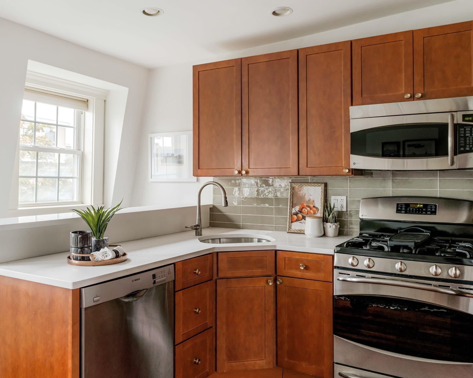 Condominium at 528 E 7th Street # 3, Boston MA 02127, Boston, photo 5 of 18