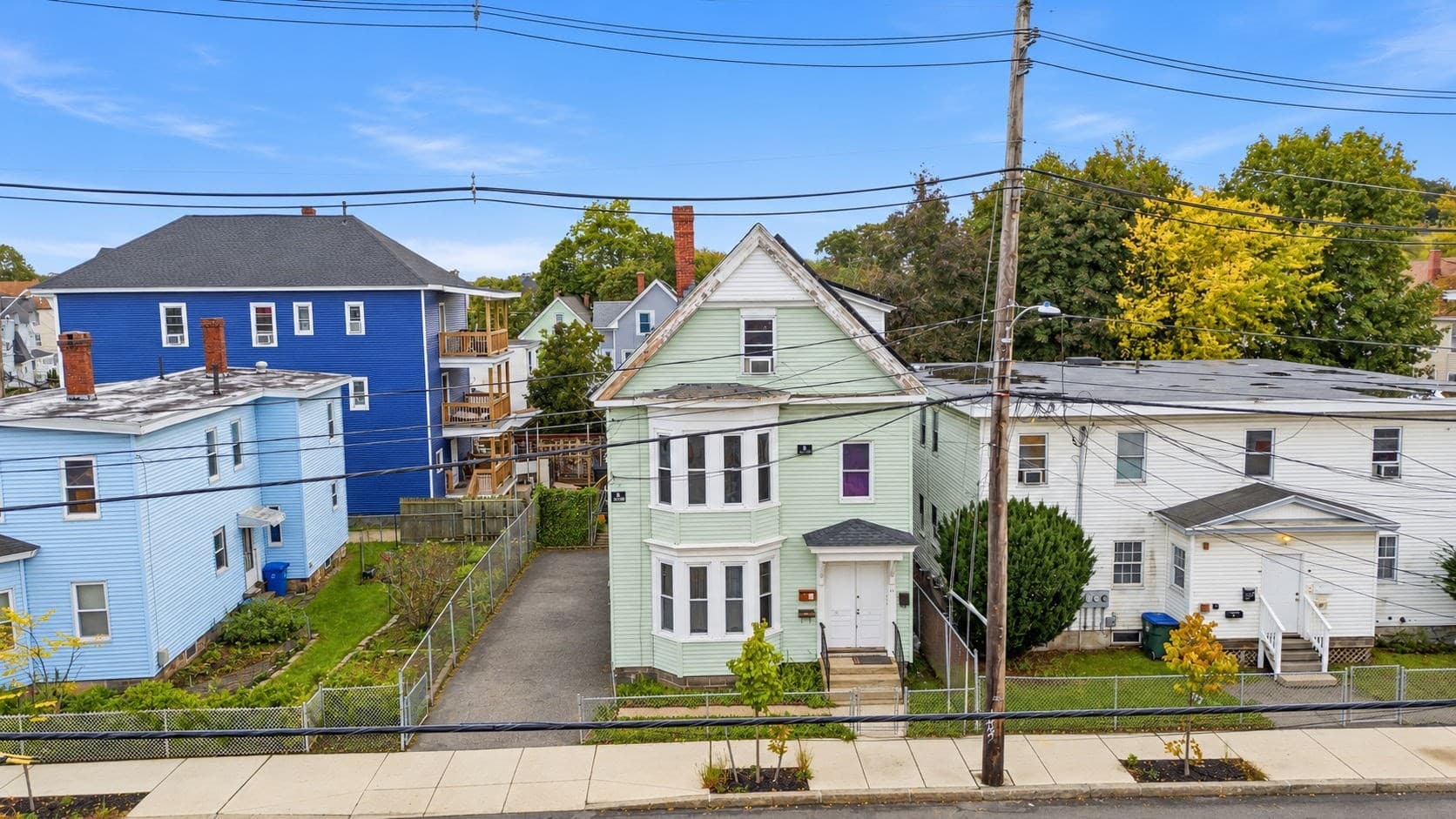 46 Manchester, Lawrence MA 01841
