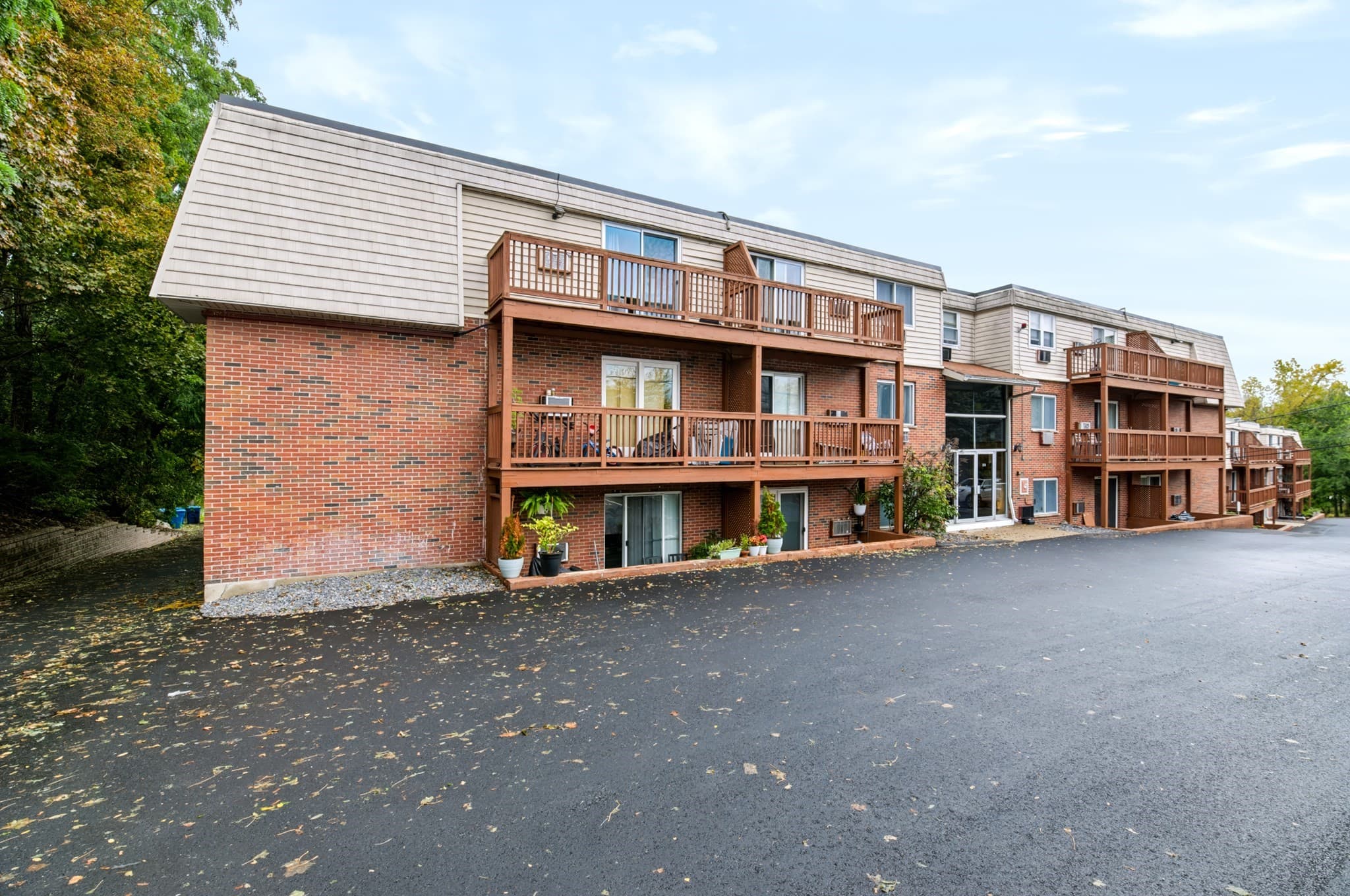 Condominium at 110 Boston Post Rd E # 5, Marlborough MA 01752, Marlborough, photo 2 of 16
