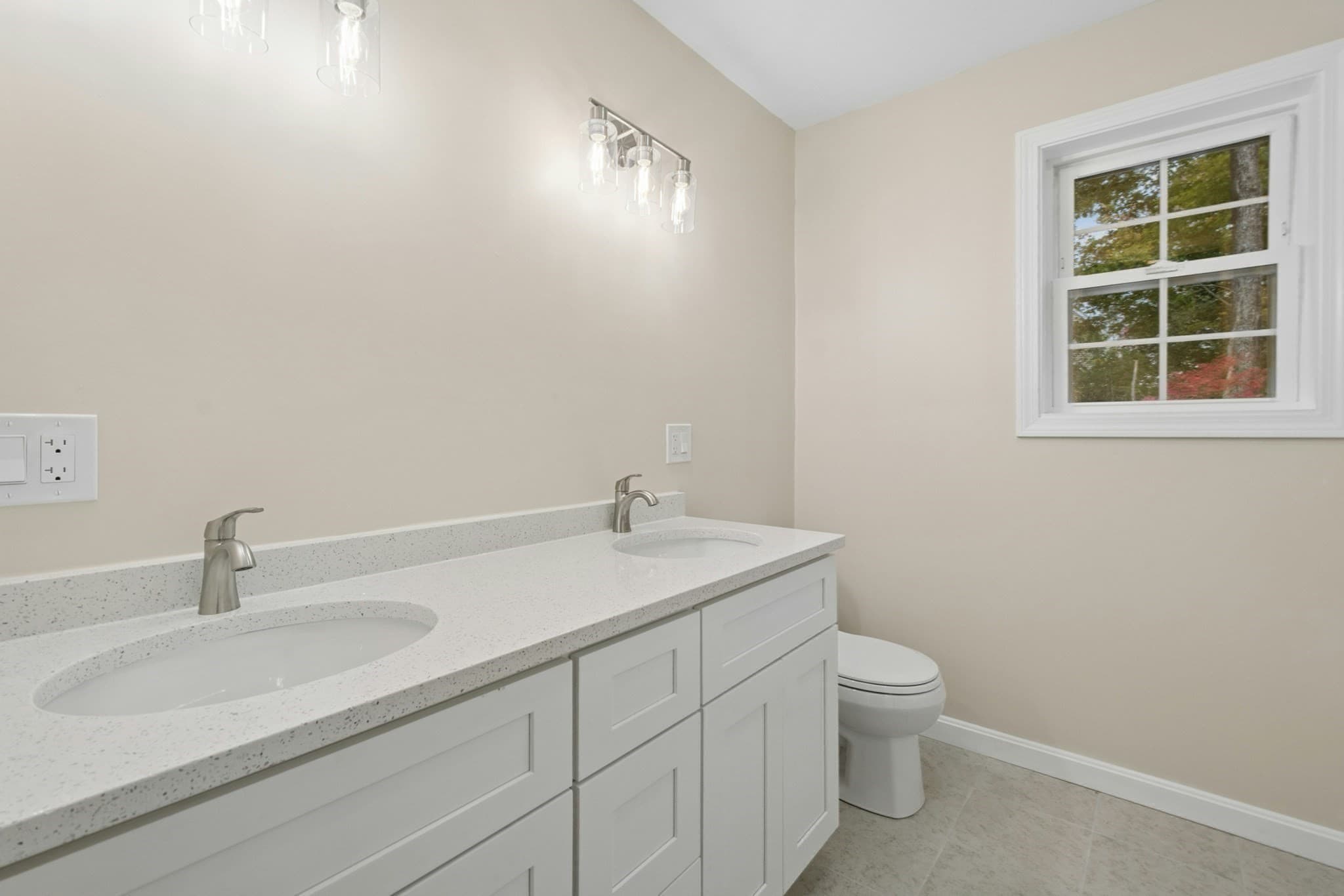 Single Family Residence at 329 Mason Rd. Ext., Dudley MA 01571, Dudley, photo 32 of 42