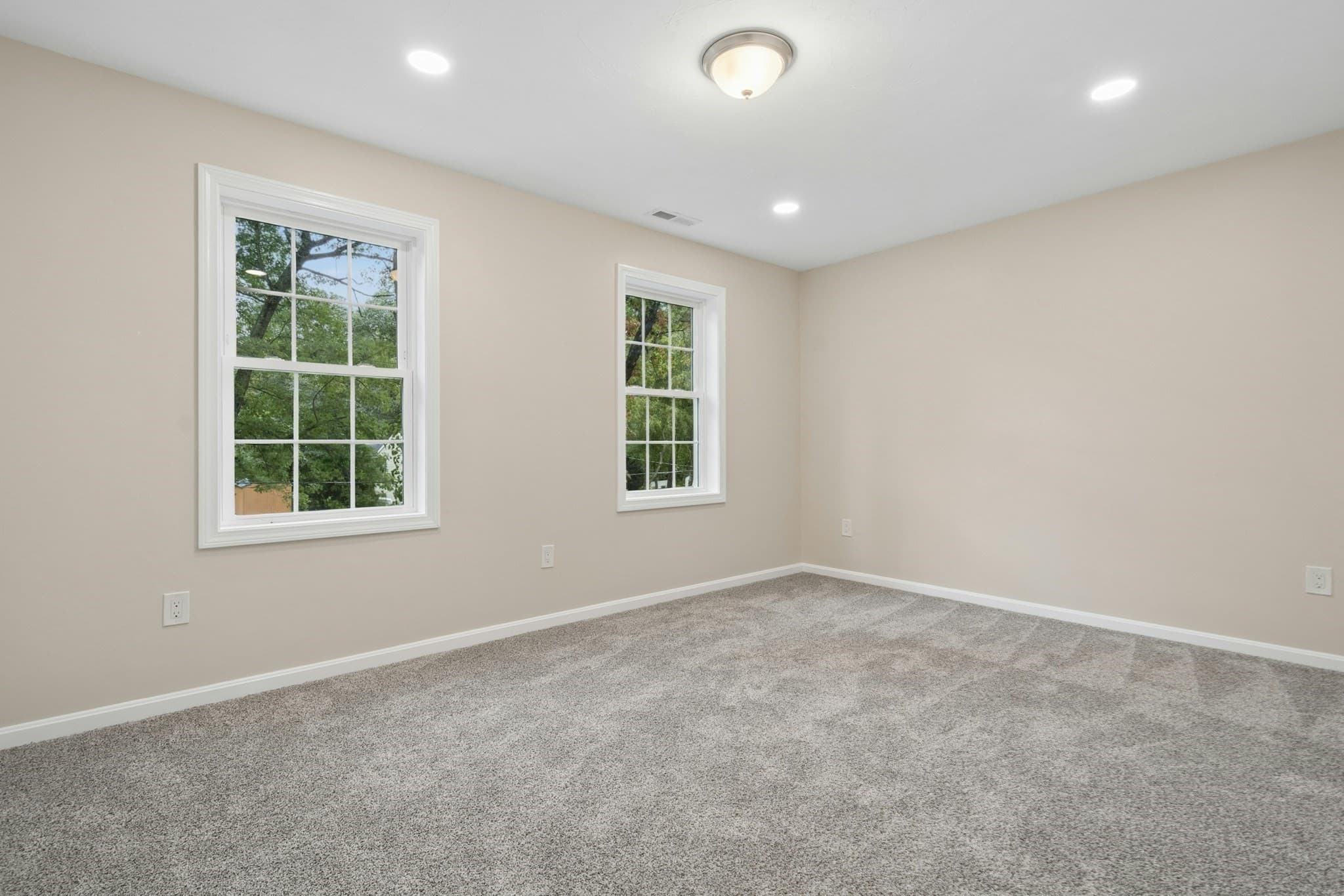Single Family Residence at 329 Mason Rd. Ext., Dudley MA 01571, Dudley, photo 30 of 42