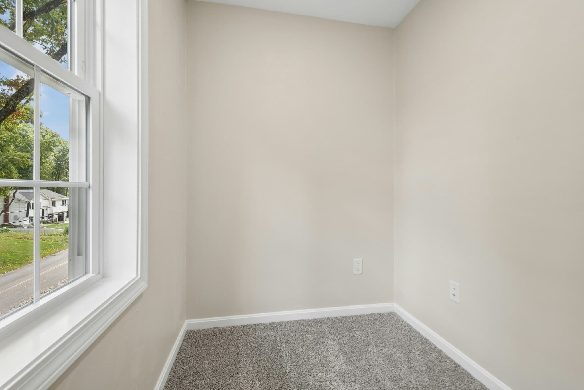 Single Family Residence at 329 Mason Rd. Ext., Dudley MA 01571, Dudley, photo 34 of 42