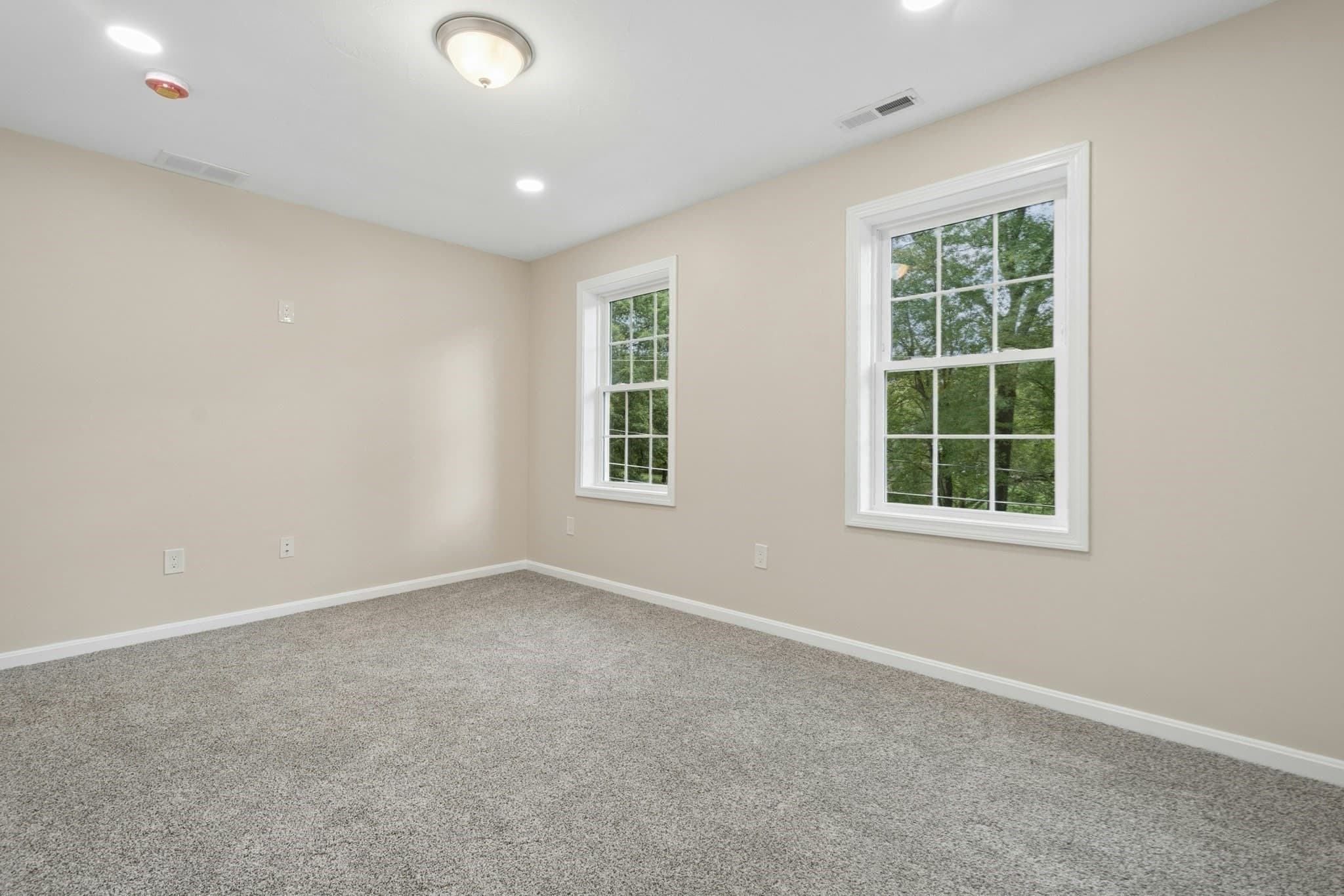 Single Family Residence at 329 Mason Rd. Ext., Dudley MA 01571, Dudley, photo 31 of 42