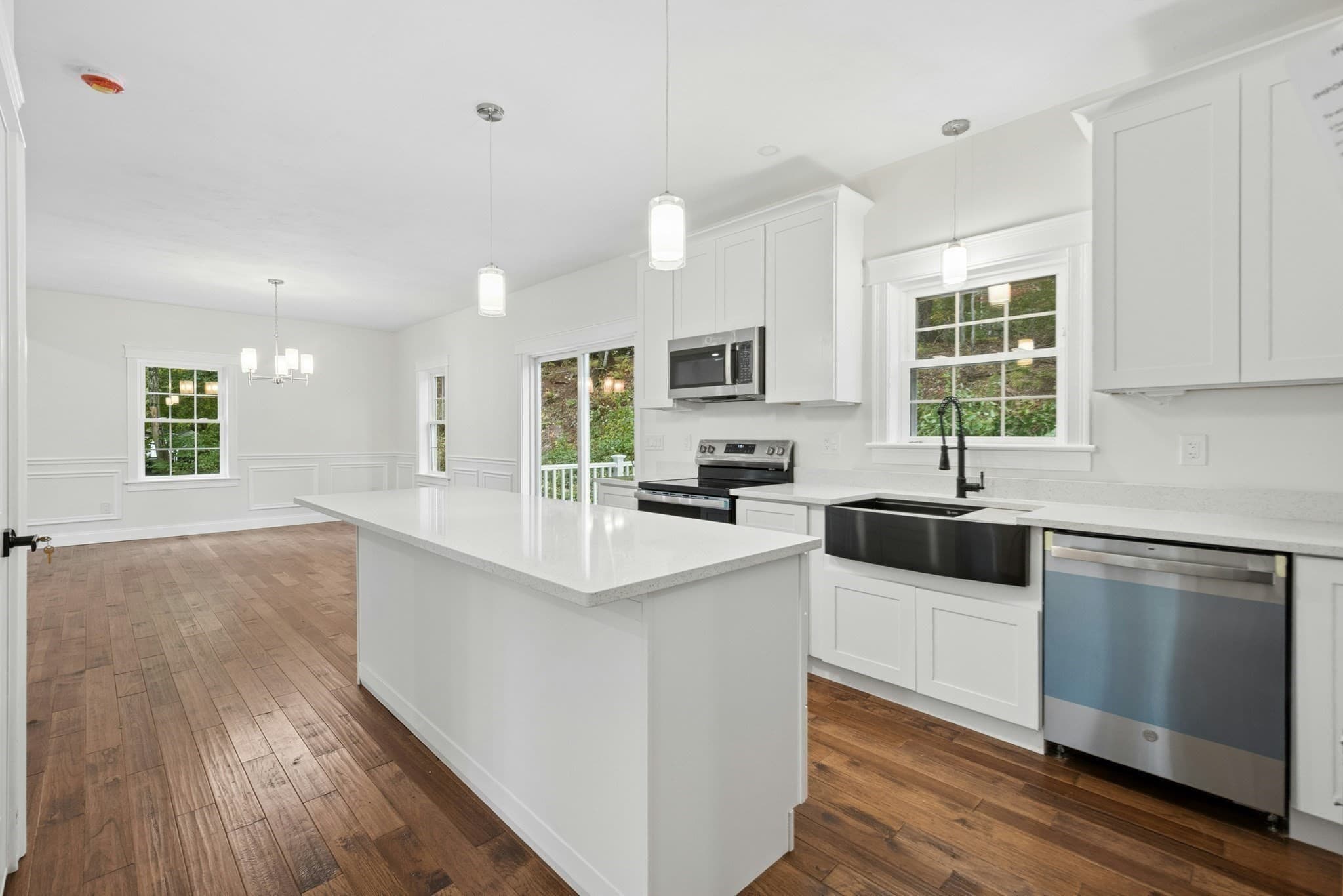 Single Family Residence at 329 Mason Rd. Ext., Dudley MA 01571, Dudley, photo 8 of 42