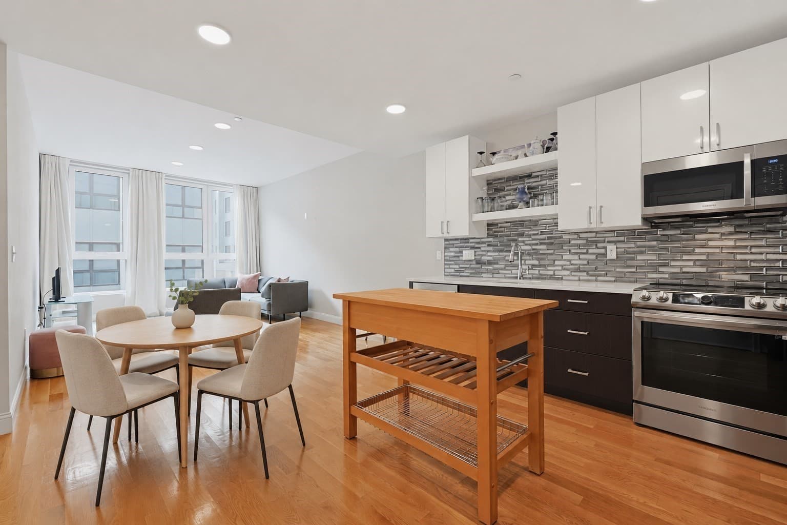 Condominium at 10 Taber # 206, Boston MA 02119, Boston, photo 2 of 9