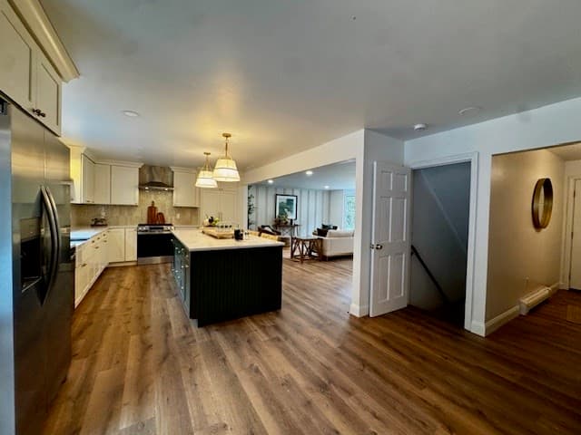 Single Family Residence at 316 Walnut Plain Rd, Rochester MA 02770, Rochester, photo 12 of 39