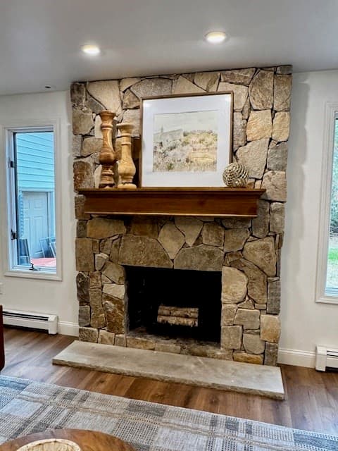 Single Family Residence at 316 Walnut Plain Rd, Rochester MA 02770, Rochester, photo 10 of 39