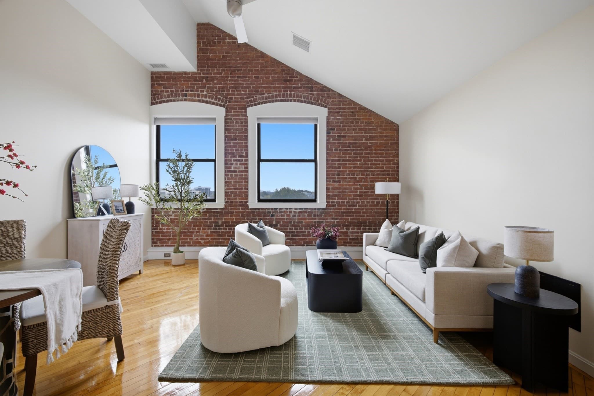 94 Newbury Ave # 402, Quincy MA 02171