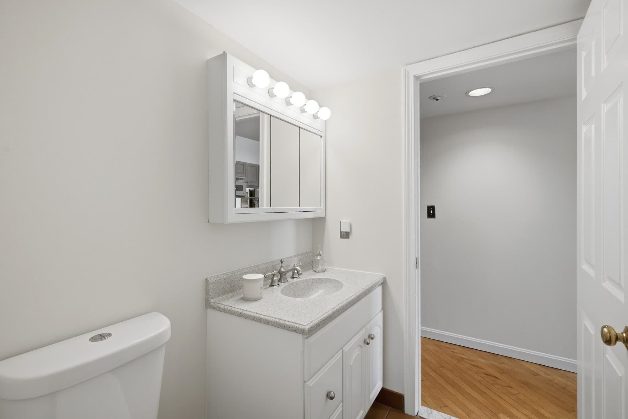 Condominium at 94 Newbury Ave # 402, Quincy MA 02171, Quincy, photo 24 of 41